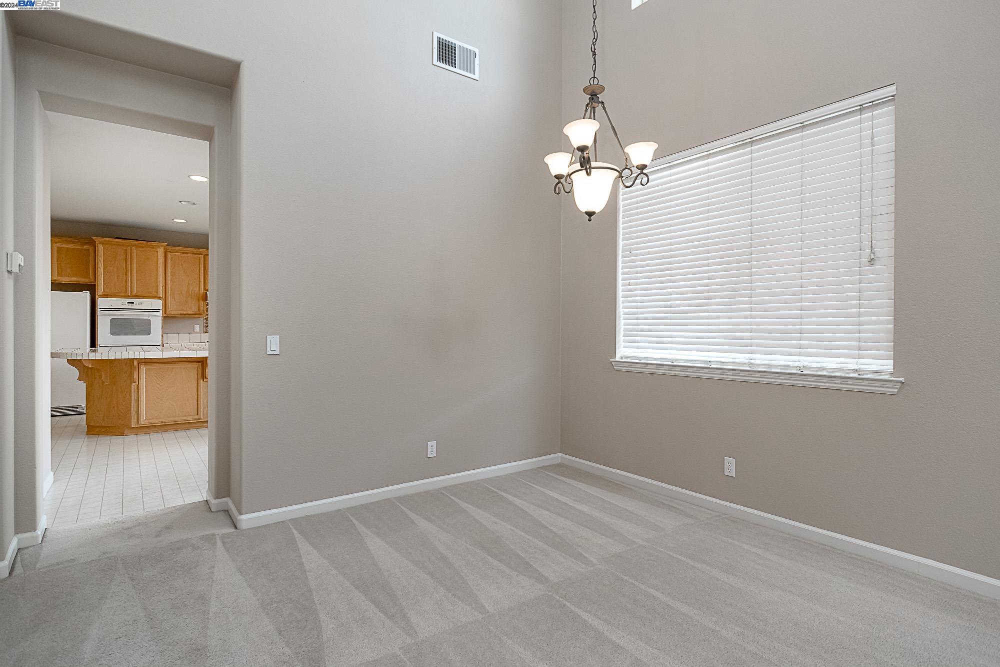 Detail Gallery Image 13 of 34 For 1343 Pinto Way, Patterson,  CA 95363 - 3 Beds | 2/1 Baths