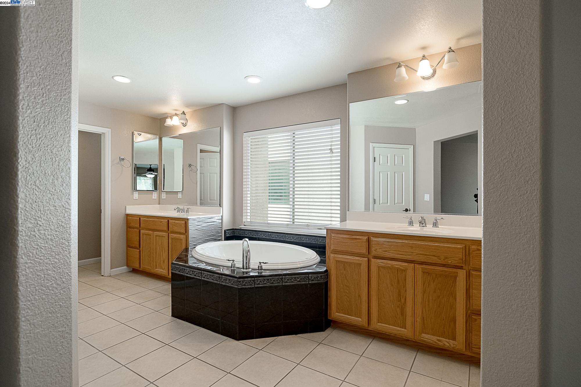 Detail Gallery Image 28 of 34 For 1343 Pinto Way, Patterson,  CA 95363 - 3 Beds | 2/1 Baths