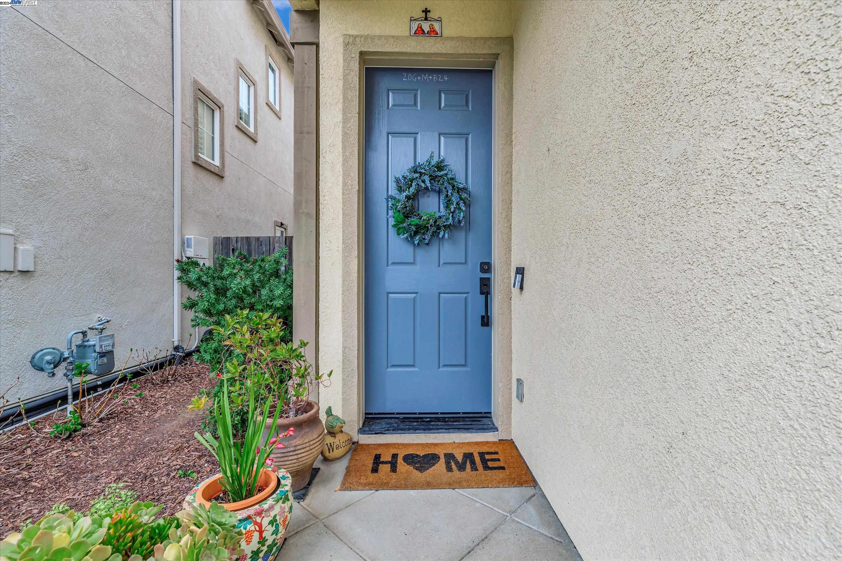 Detail Gallery Image 4 of 43 For 2652 Maria St, Pleasanton,  CA 94588 - 4 Beds | 2/1 Baths