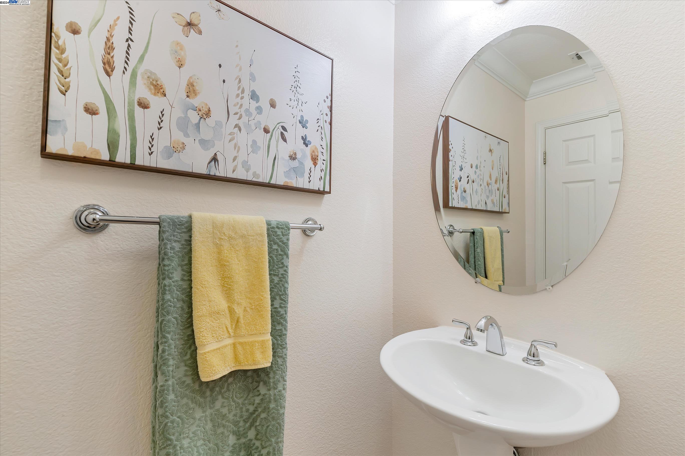 Detail Gallery Image 9 of 43 For 2652 Maria St, Pleasanton,  CA 94588 - 4 Beds | 2/1 Baths