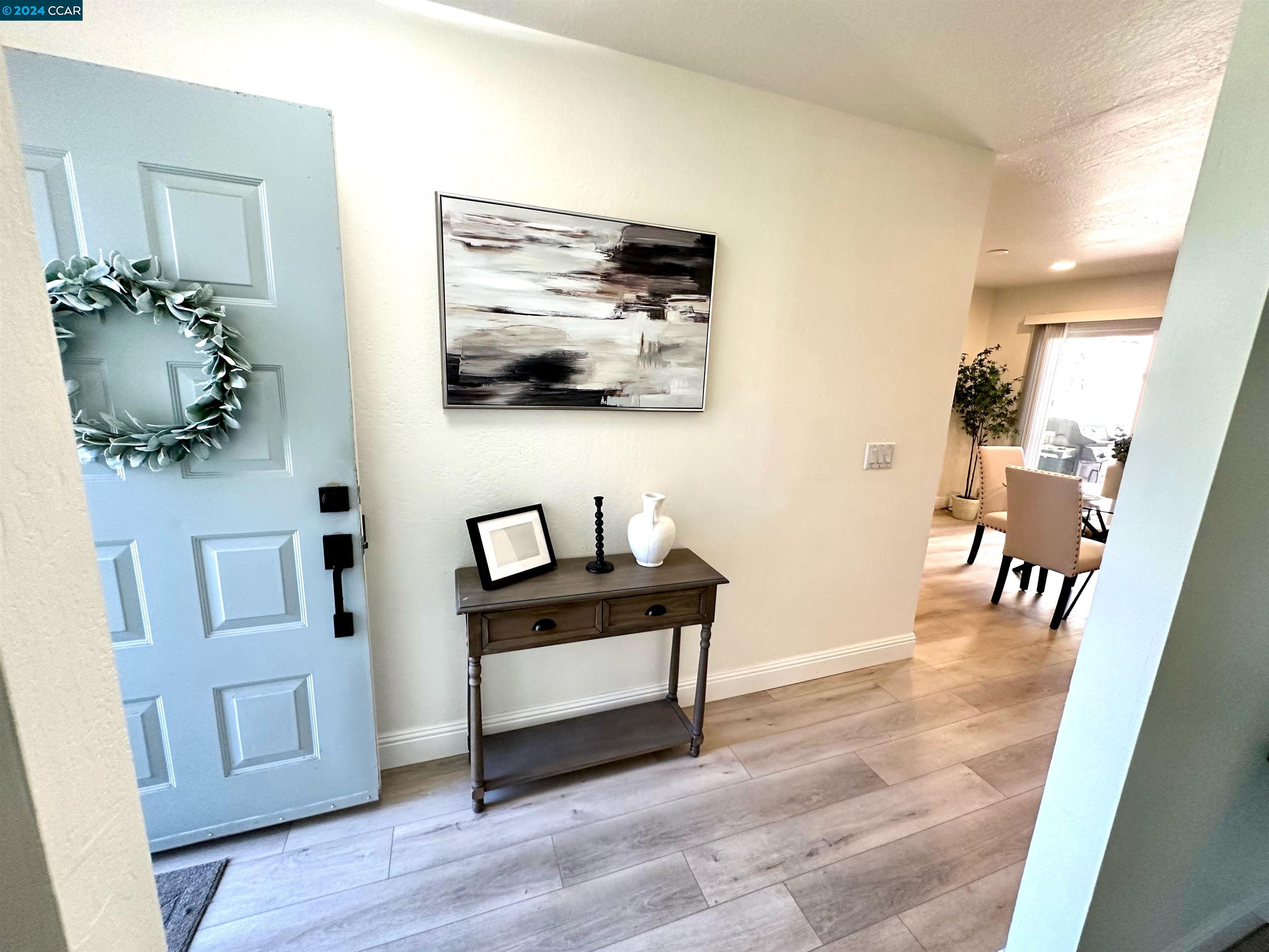 Photo #2: 41055840 Listing 
