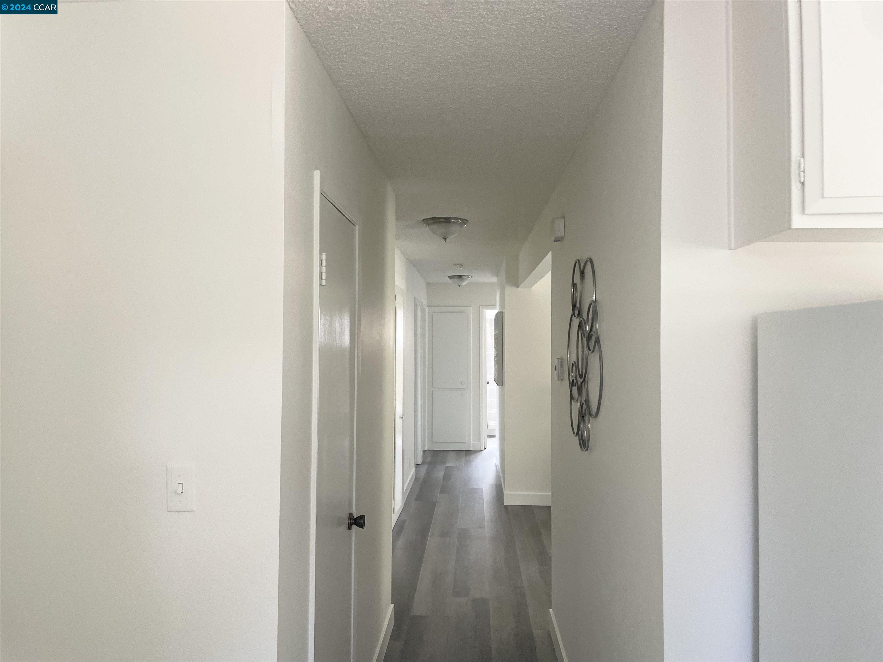 Detail Gallery Image 11 of 16 For 1172 Alberdan Cir, Pinole,  CA 94564 - 3 Beds | 2 Baths