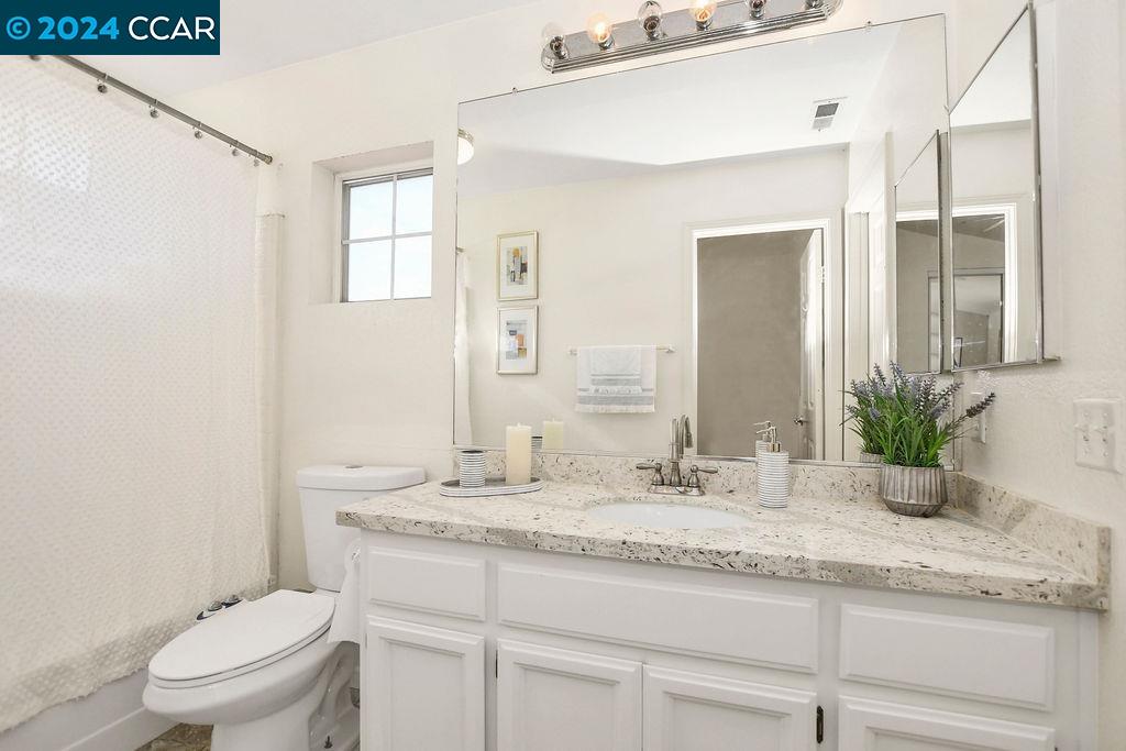 Detail Gallery Image 19 of 32 For 821 Glencreek Dr, Tracy,  CA 95377 - 3 Beds | 2/1 Baths