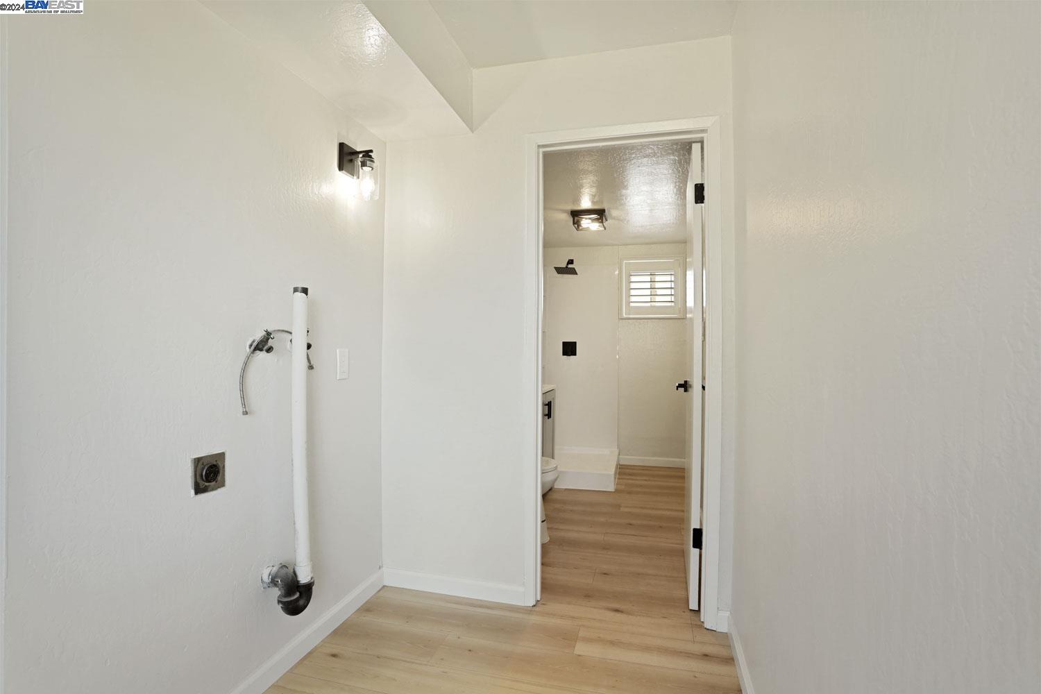 Detail Gallery Image 23 of 47 For 280 Appian Way, Union City,  CA 94587 - 4 Beds | 2/1 Baths