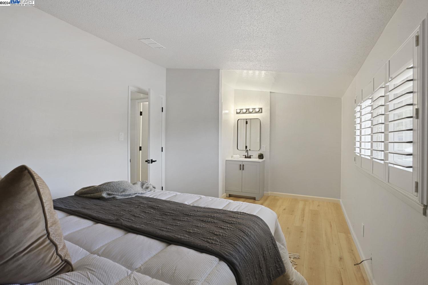 Detail Gallery Image 39 of 47 For 280 Appian Way, Union City,  CA 94587 - 4 Beds | 2/1 Baths