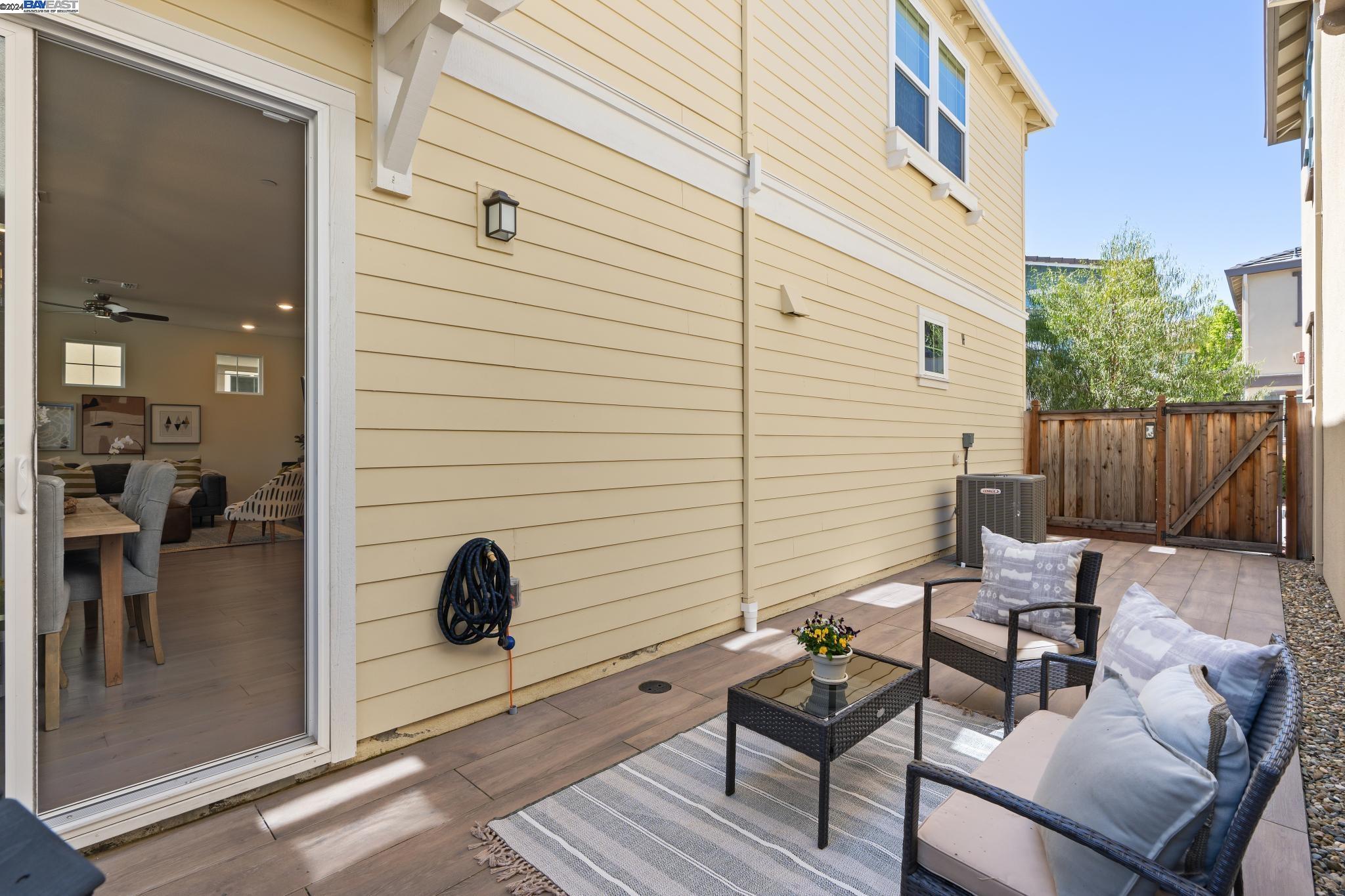 Detail Gallery Image 44 of 60 For 305 Chives Way, Walnut Creek,  CA 94595 - 3 Beds | 2/1 Baths