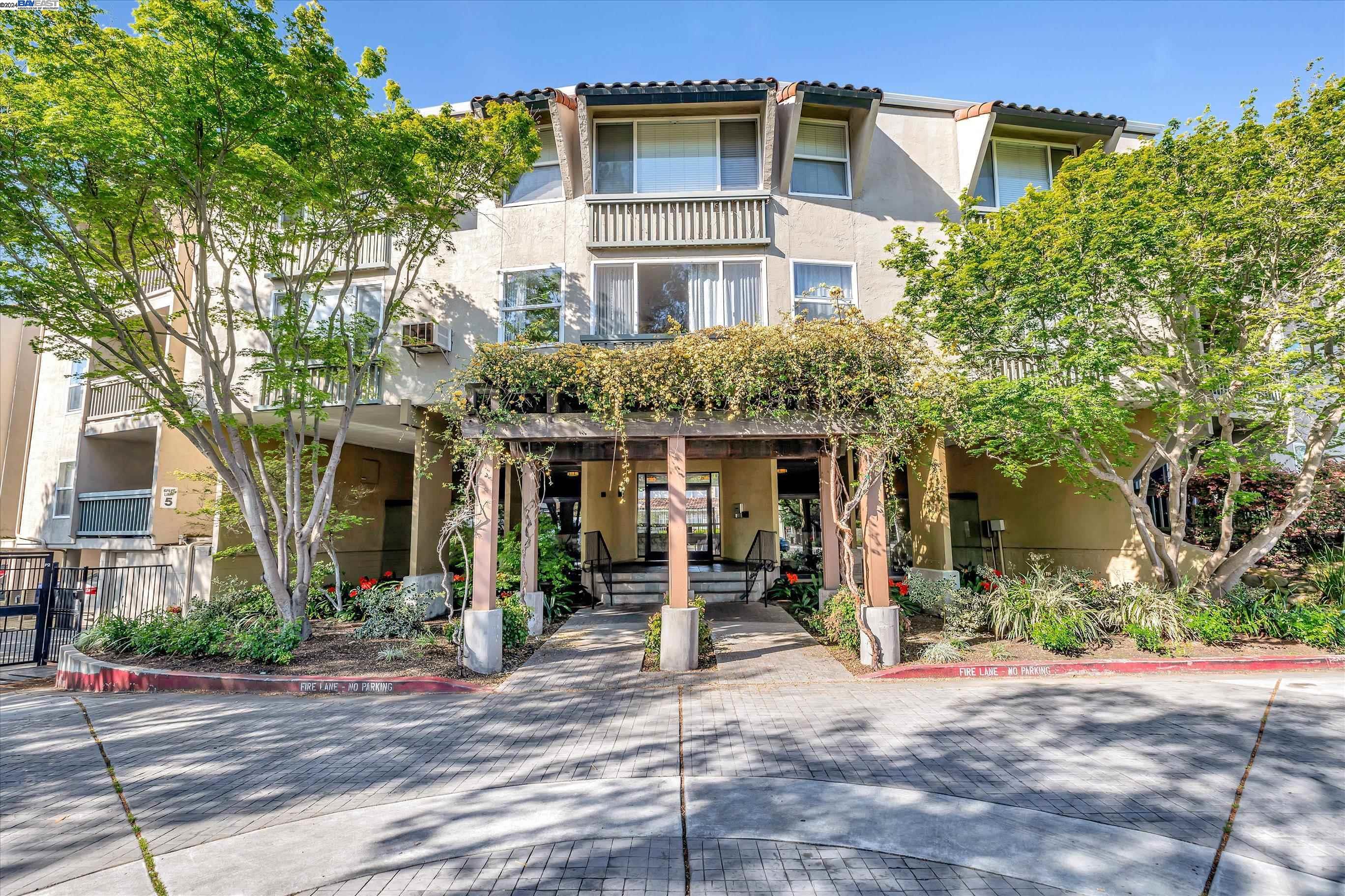 Detail Gallery Image 1 of 40 For 1087 Murrieta Blvd #128,  Livermore,  CA 94550 - 2 Beds | 2 Baths