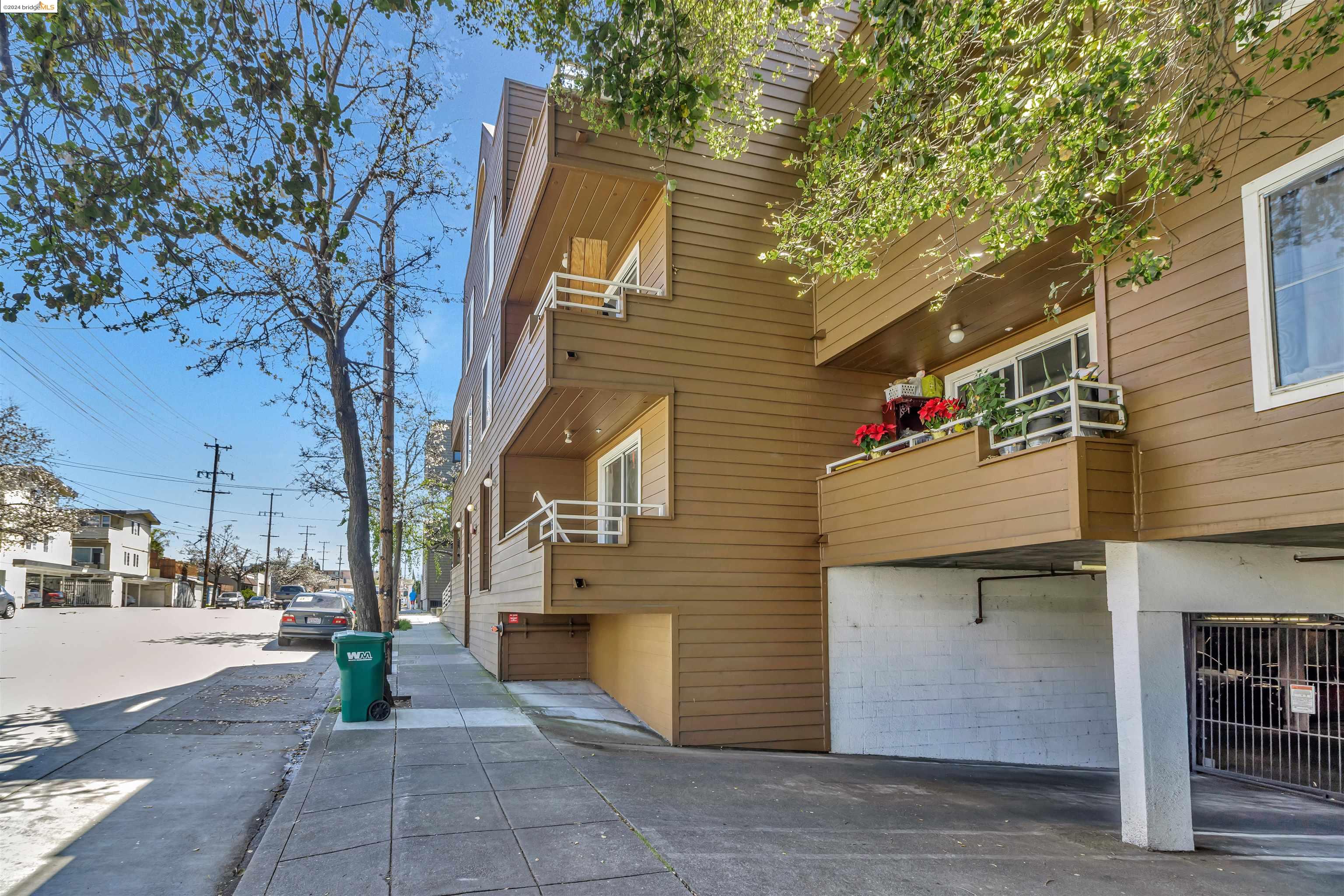 Detail Gallery Image 34 of 34 For 2901 Macarthur Blvd #304,  Oakland,  CA 94602 - 2 Beds | 1 Baths