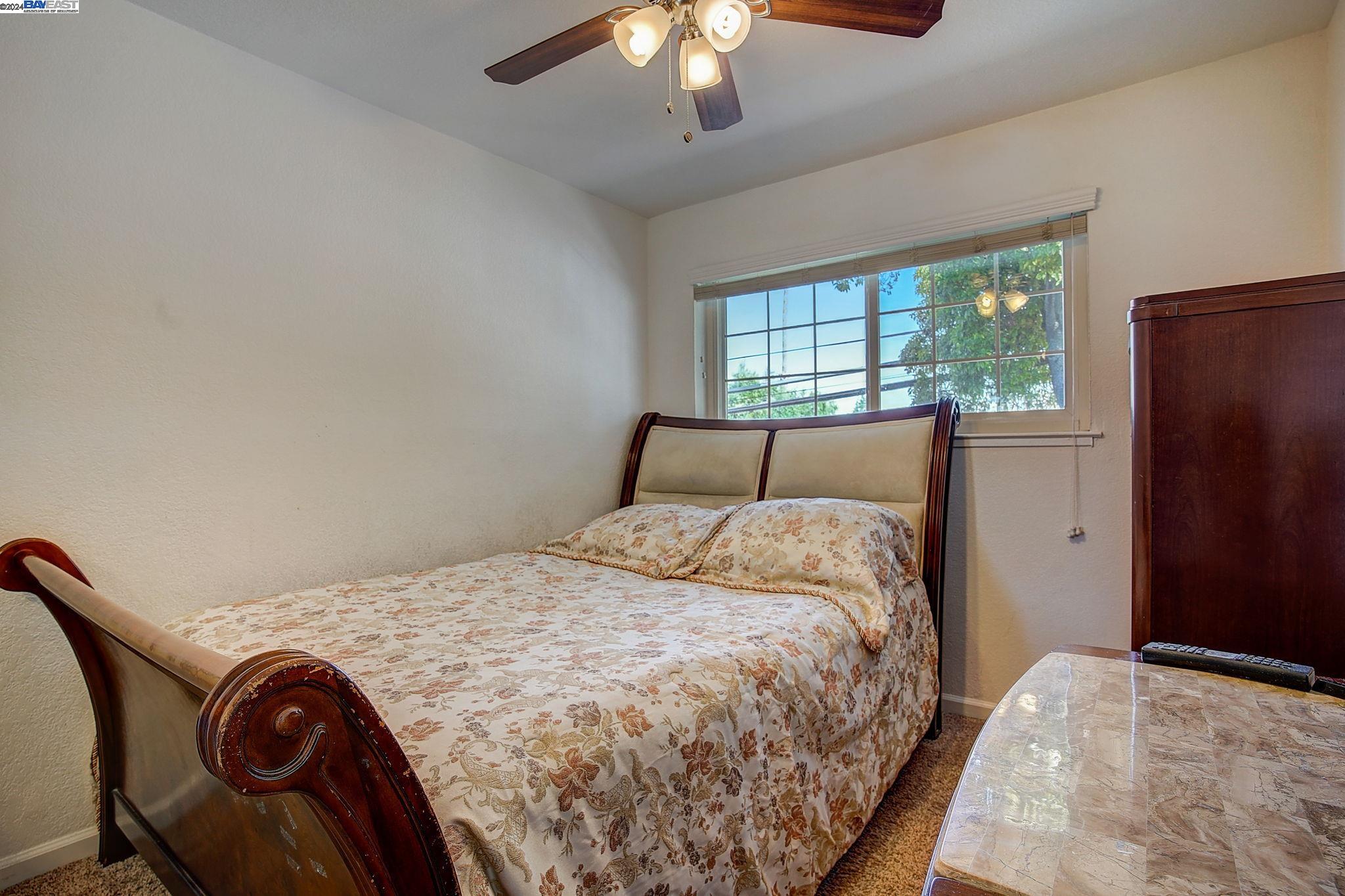 Detail Gallery Image 13 of 24 For 650 Fargo Ave #3,  San Leandro,  CA 94579 - 3 Beds | 2/1 Baths