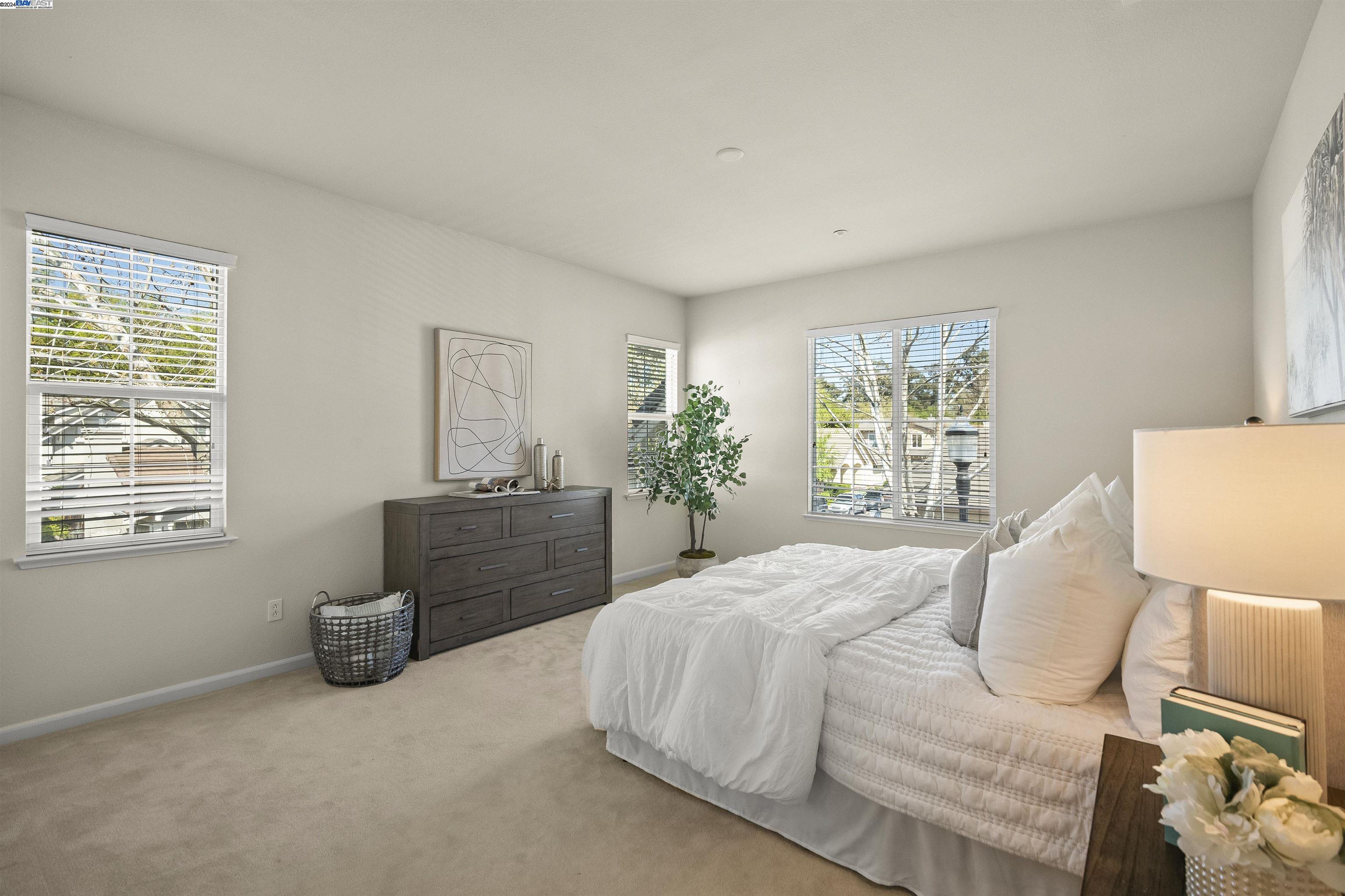 Detail Gallery Image 14 of 25 For 1912 Birchwood Cmn, Livermore,  CA 94550 - 3 Beds | 2/1 Baths