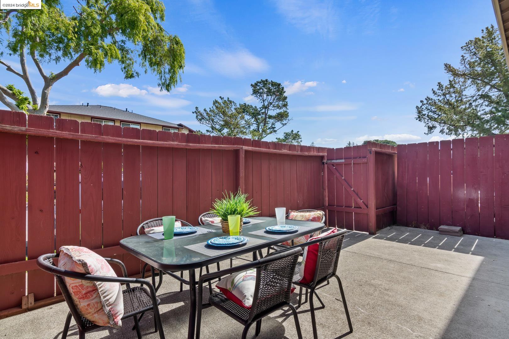 Detail Gallery Image 22 of 24 For 425 Baylor Drive #3,  Vallejo,  CA 94589 - 2 Beds | 1/1 Baths