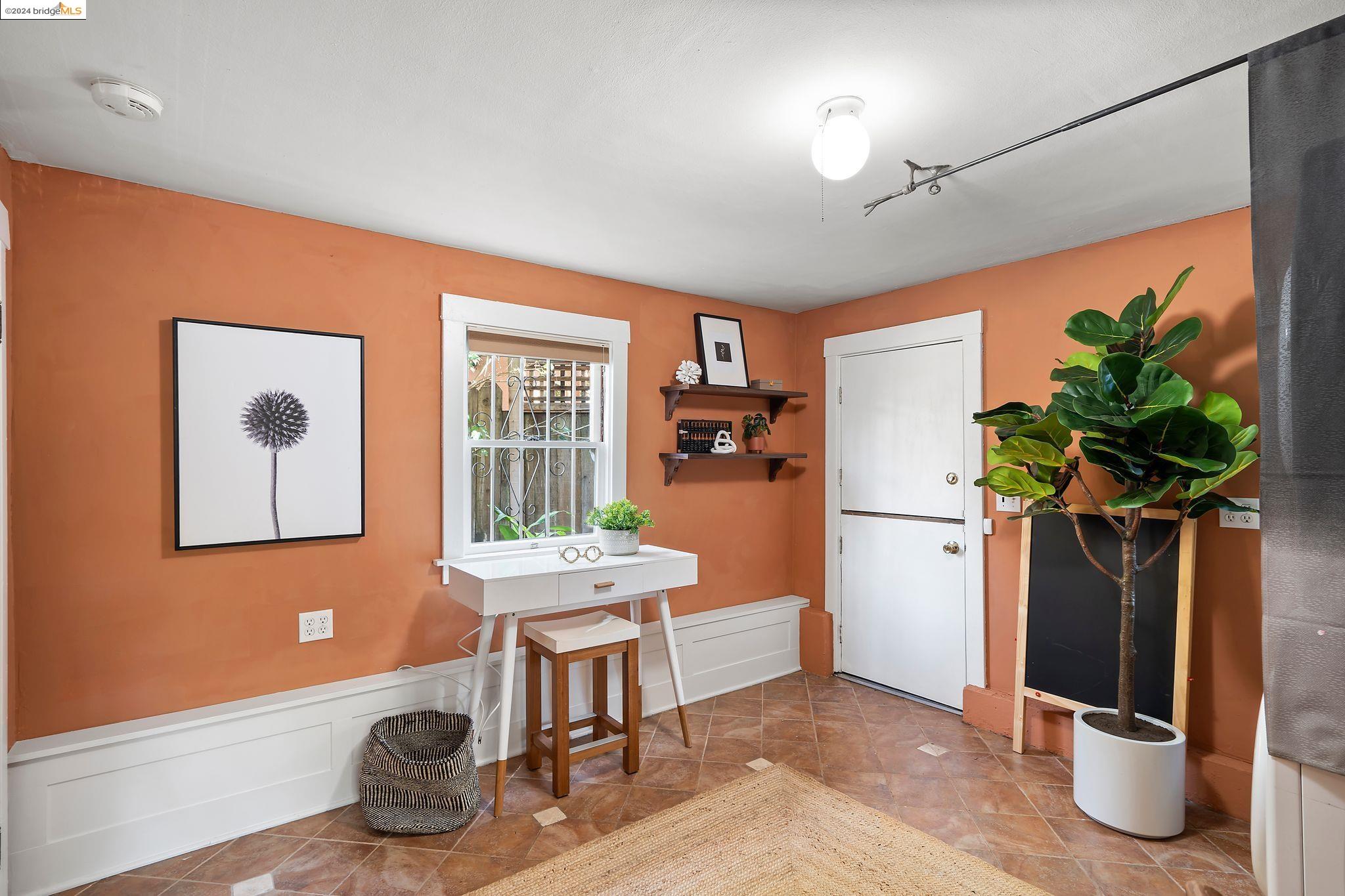 Detail Gallery Image 17 of 25 For 1401 Acton Street, Berkeley,  CA 94702 - 2 Beds | 1 Baths