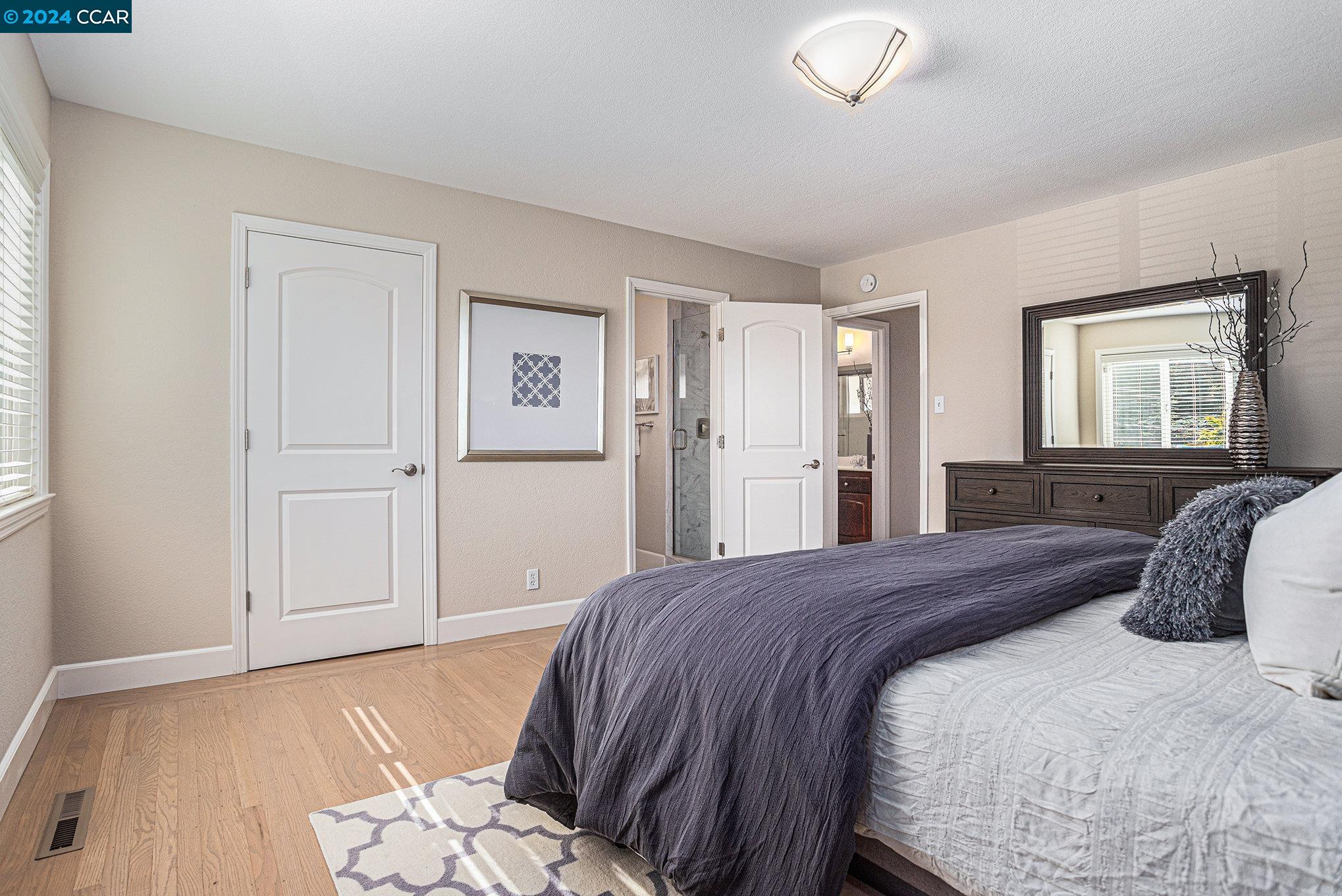 Detail Gallery Image 21 of 48 For 18065 Lamson Rd, Castro Valley,  CA 94546 - 4 Beds | 2/1 Baths