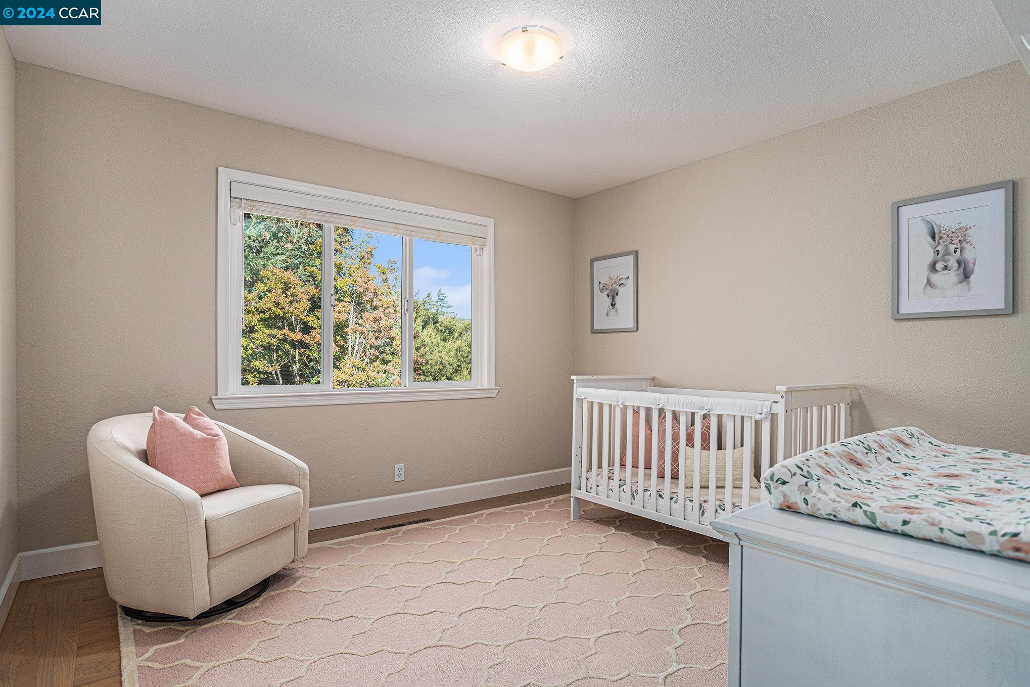 Detail Gallery Image 26 of 48 For 18065 Lamson Rd, Castro Valley,  CA 94546 - 4 Beds | 2/1 Baths
