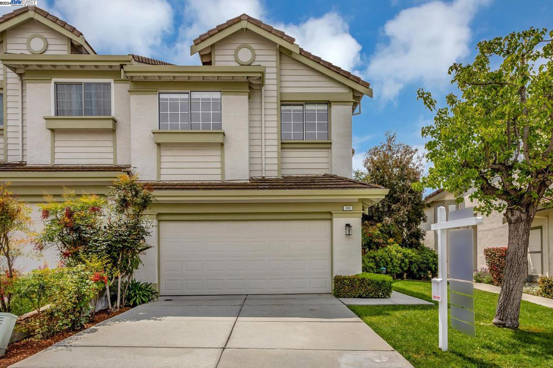 Detail Gallery Image 1 of 1 For 143 Bear Ct, Fremont,  CA 94539 - 4 Beds | 2/1 Baths
