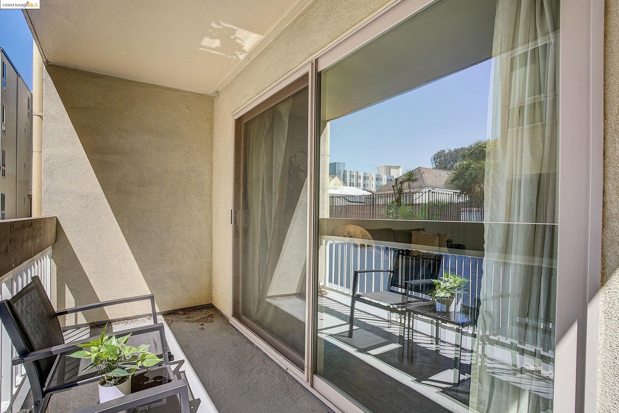 Detail Gallery Image 18 of 45 For 77 Fairmount Ave #106,  Oakland,  CA 94611 - 1 Beds | 1 Baths