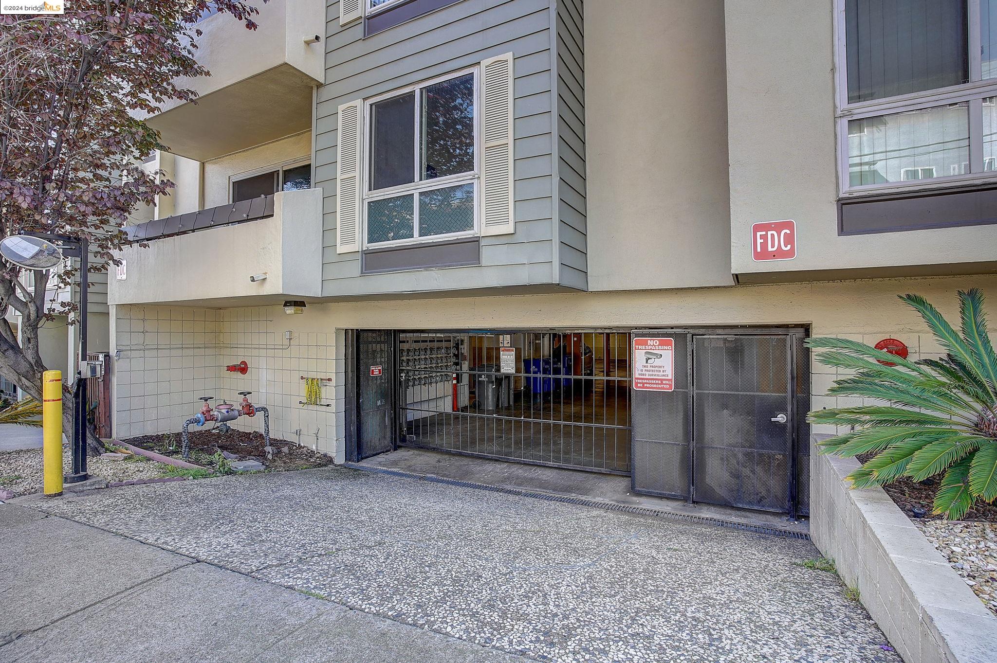 Detail Gallery Image 23 of 45 For 77 Fairmount Ave #106,  Oakland,  CA 94611 - 1 Beds | 1 Baths