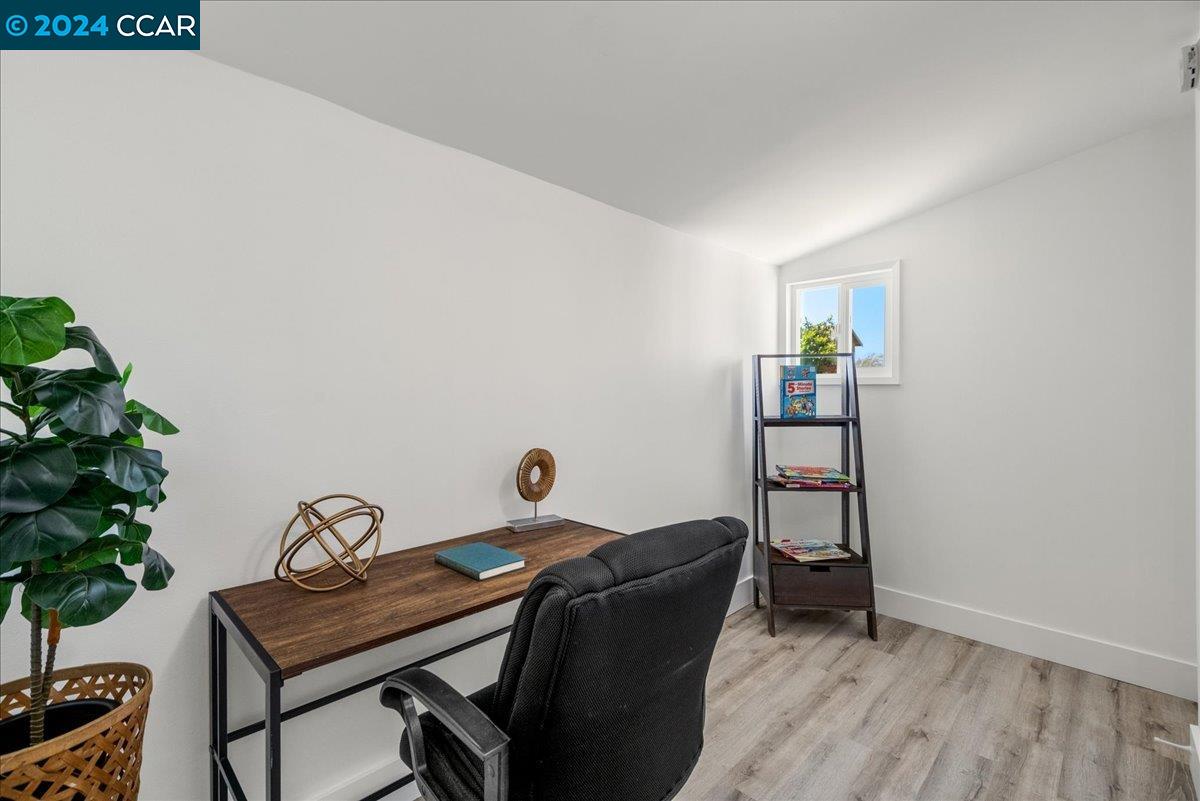 Detail Gallery Image 23 of 27 For 3328 Humphrey Ave, Richmond,  CA 94804 - 3 Beds | 2/1 Baths
