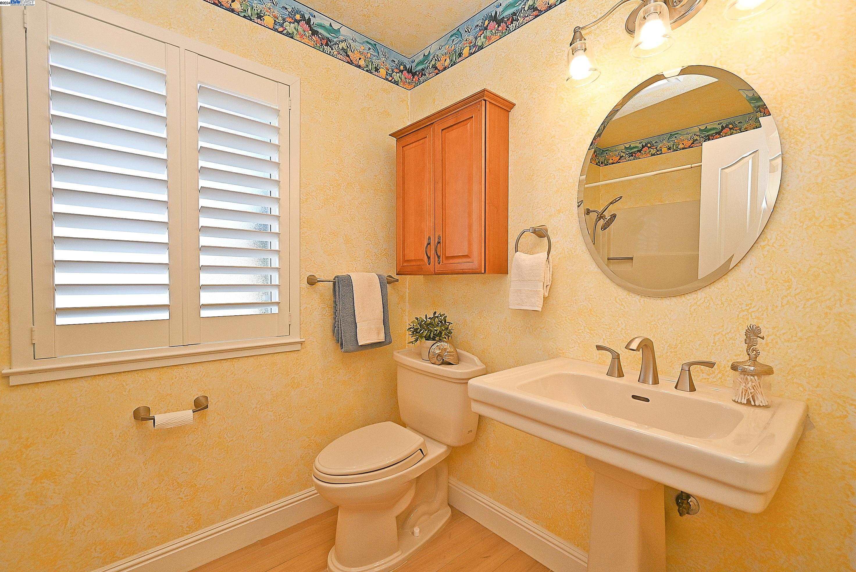 Detail Gallery Image 31 of 53 For 145 Shoreline Dr, Pittsburg,  CA 94565 - 3 Beds | 2/1 Baths