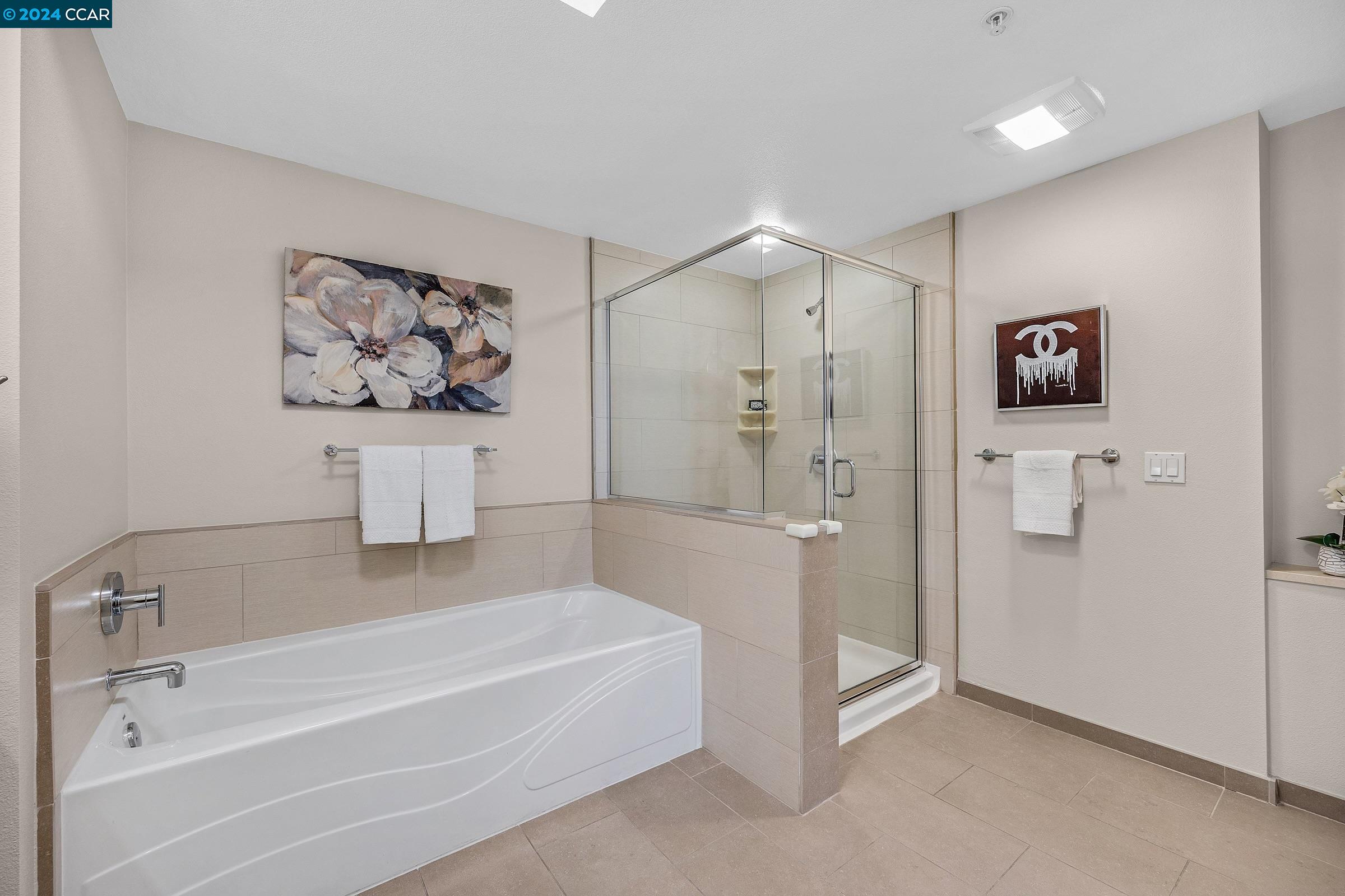Detail Gallery Image 18 of 37 For 1655 N California Blvd #330,  Walnut Creek,  CA 94596 - 3 Beds | 2/1 Baths