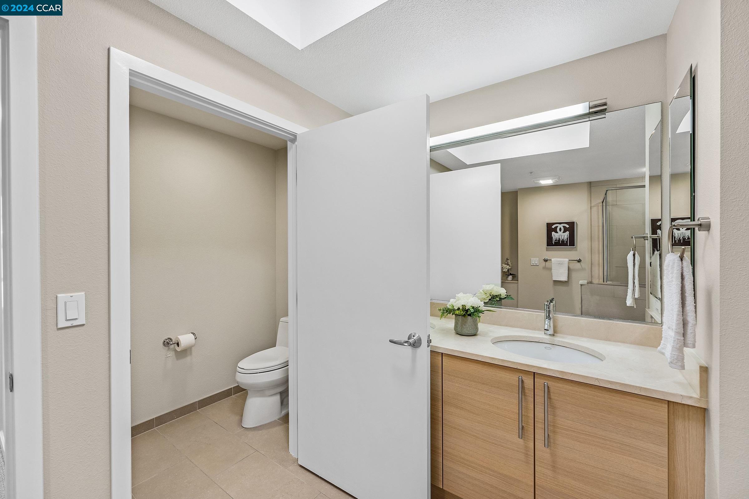 Detail Gallery Image 21 of 37 For 1655 N California Blvd #330,  Walnut Creek,  CA 94596 - 3 Beds | 2/1 Baths