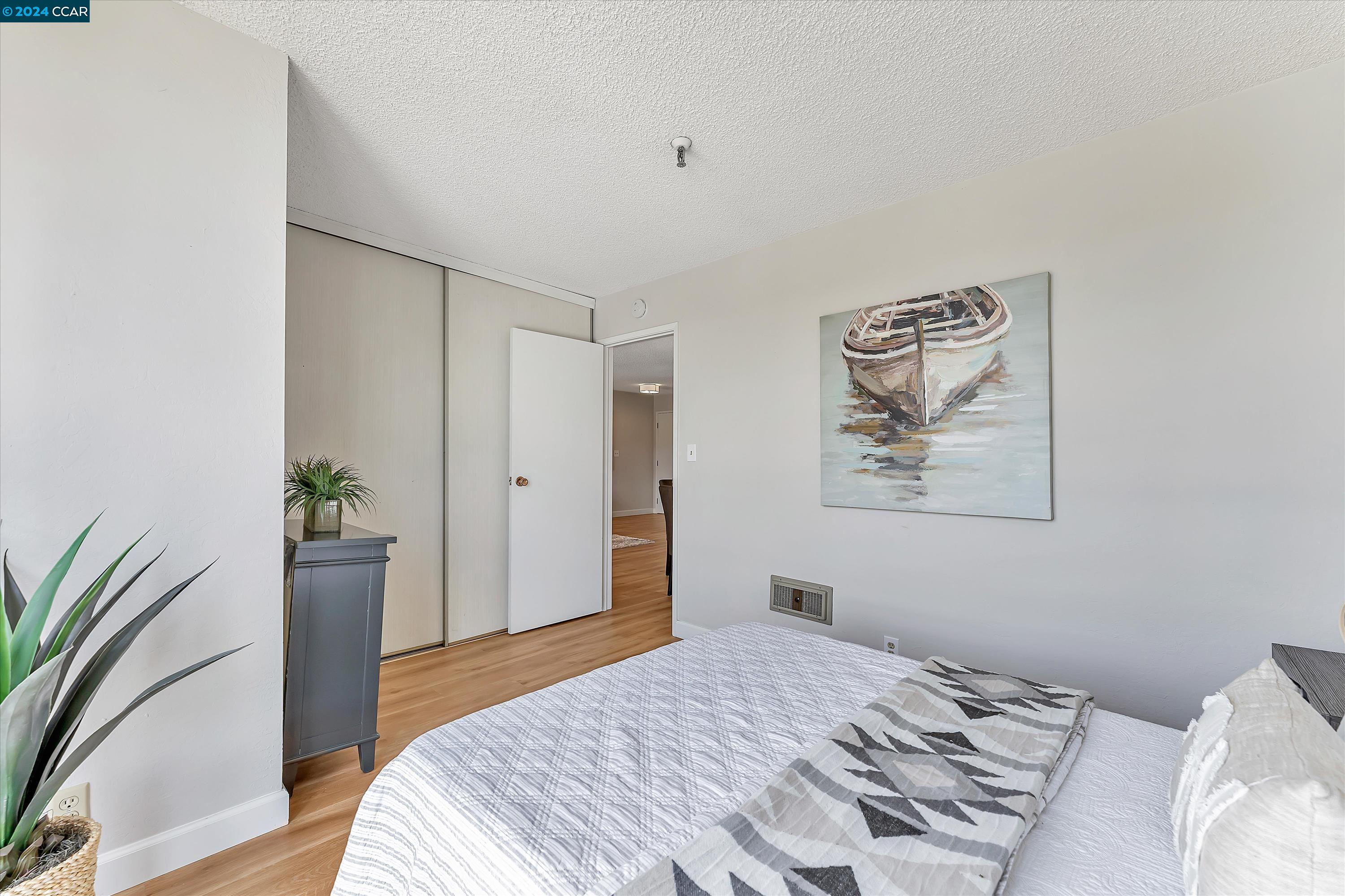 Detail Gallery Image 16 of 30 For 771 Kingston Ave #408,  Oakland,  CA 94611 - 2 Beds | 1 Baths
