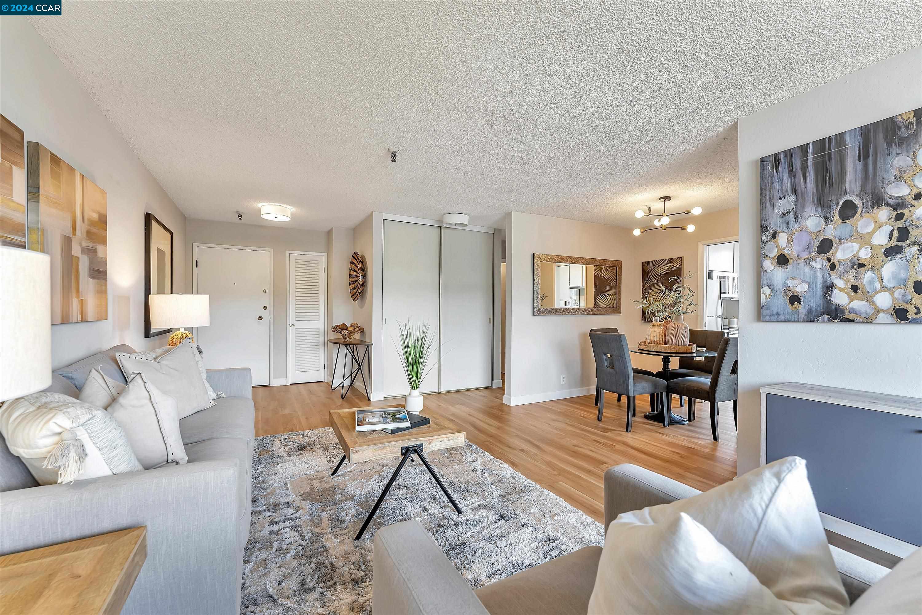Detail Gallery Image 7 of 30 For 771 Kingston Ave #408,  Oakland,  CA 94611 - 2 Beds | 1 Baths