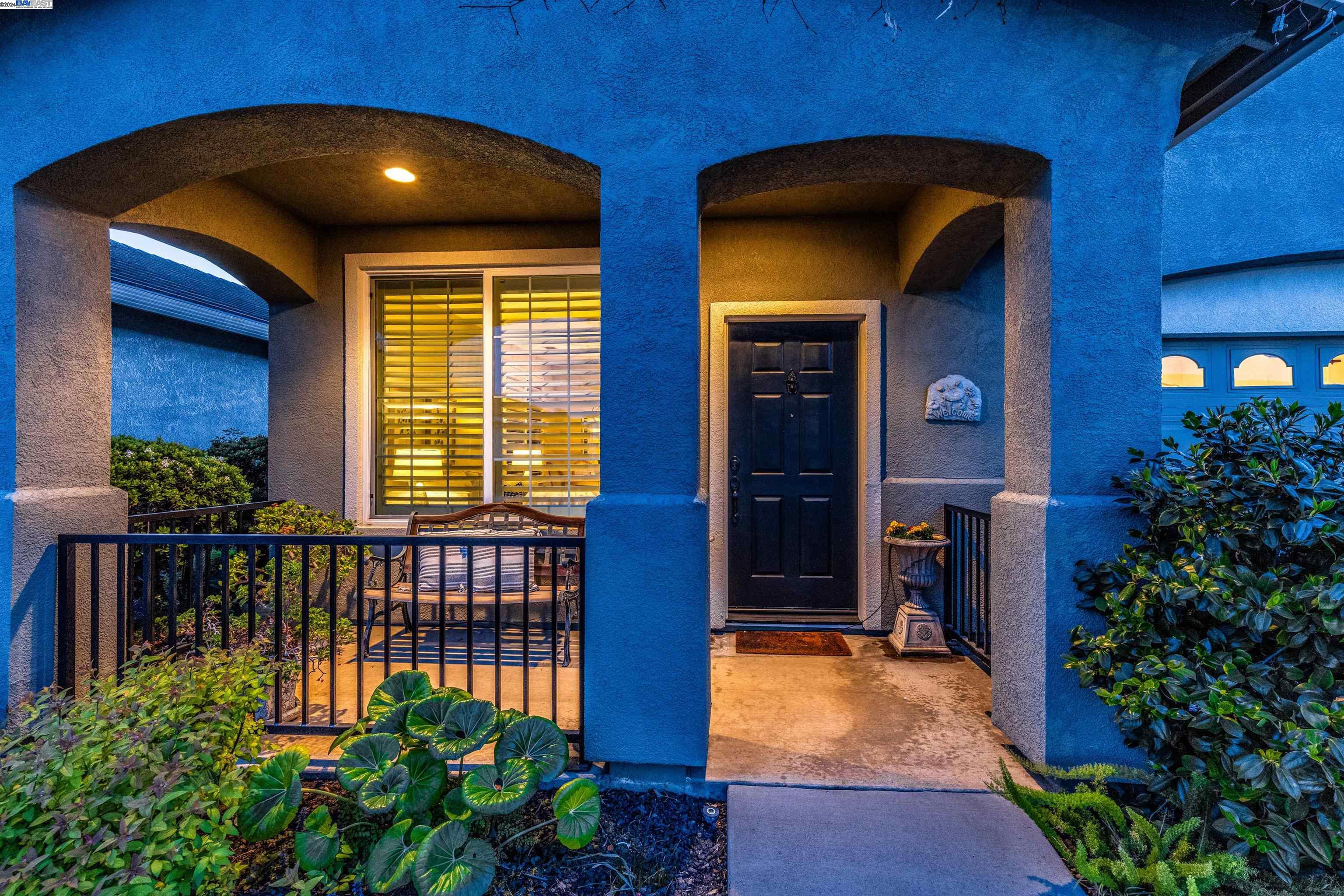 Detail Gallery Image 4 of 58 For 1317 Bonum Way, Brentwood,  CA 94513 - 2 Beds | 2 Baths