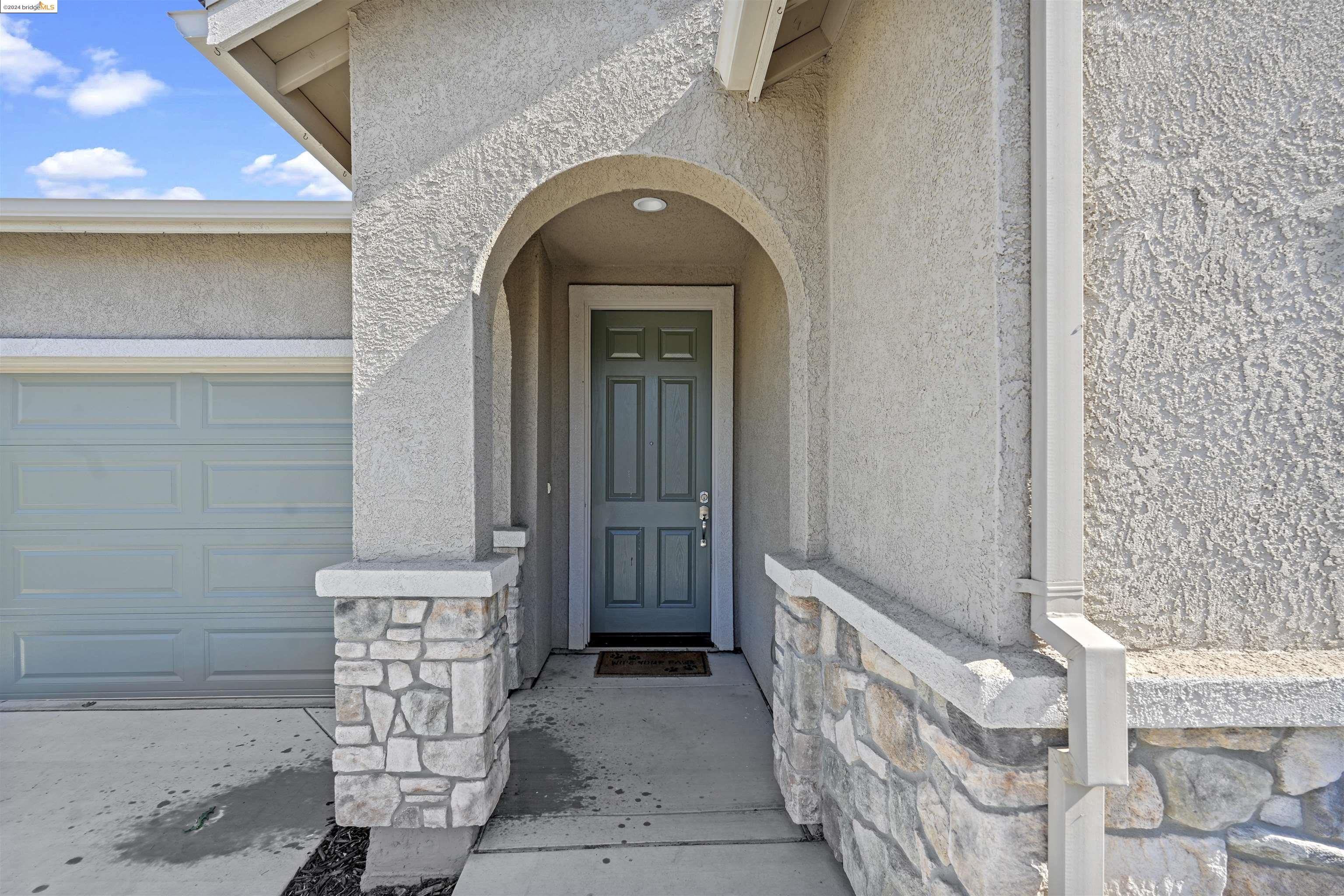 Detail Gallery Image 3 of 21 For 167 Lucca Dr, Newman,  CA 95360 - 2 Beds | 2 Baths