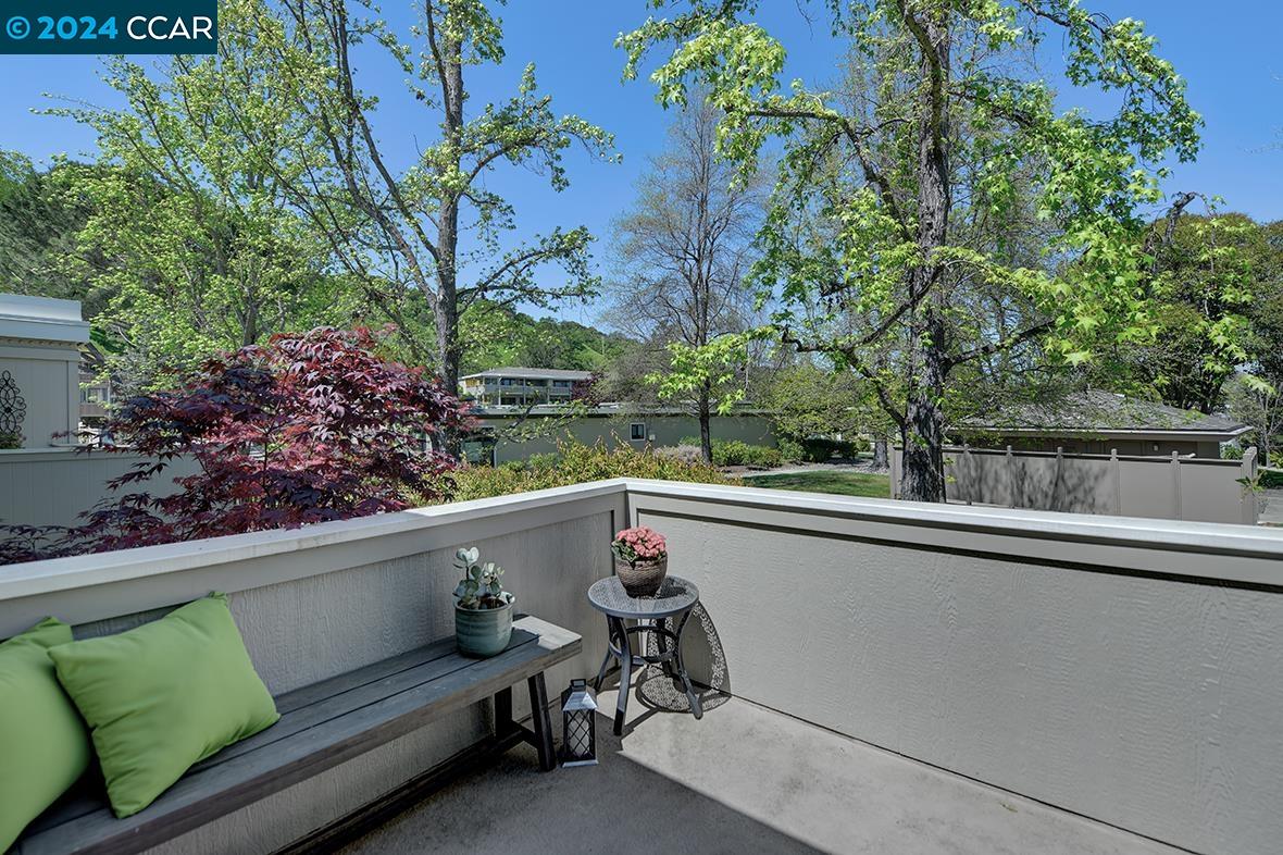 Detail Gallery Image 3 of 46 For 1316 Rockledge Ln #3,  Walnut Creek,  CA 94595 - 2 Beds | 1 Baths