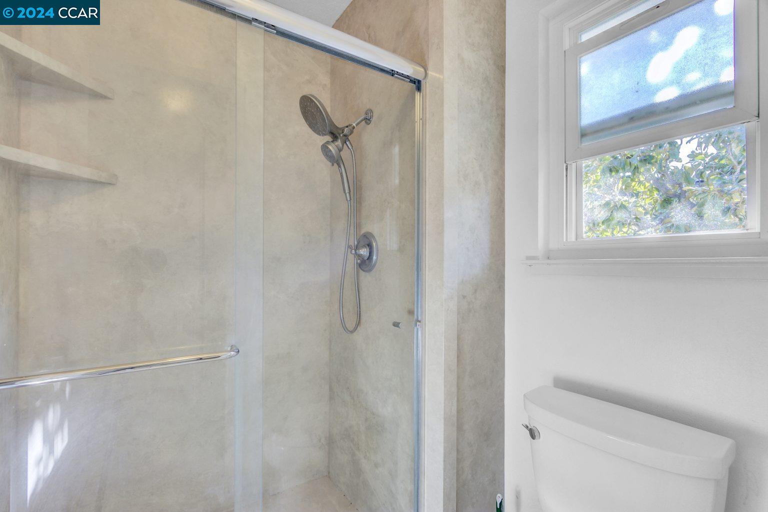 Detail Gallery Image 36 of 54 For 2409 Grimsby Dr, Antioch,  CA 94509 - 4 Beds | 2/1 Baths