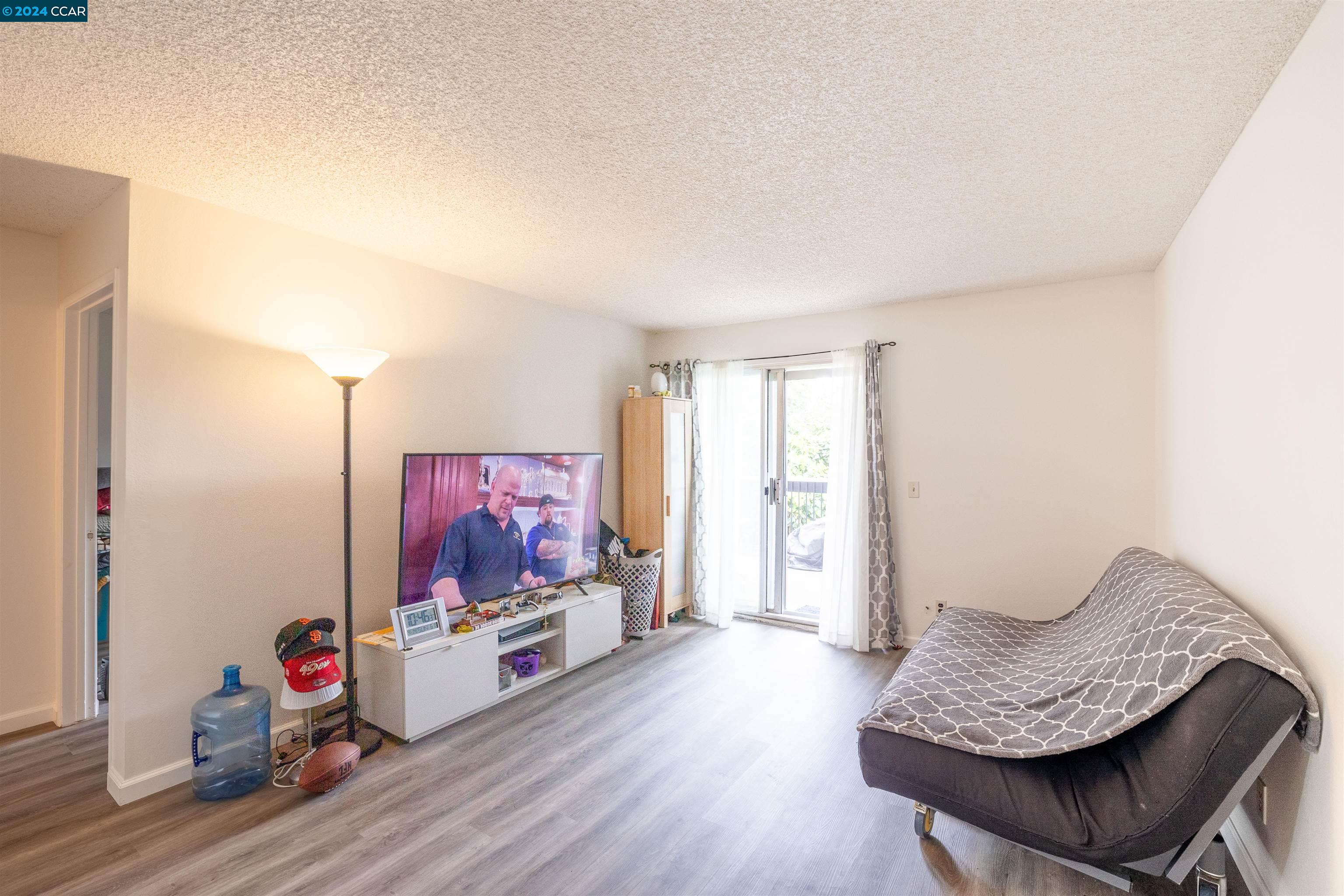 Detail Gallery Image 25 of 52 For 1126 Cherry Avenue #105,  San Bruno,  CA 94066 - 1 Beds | 1 Baths