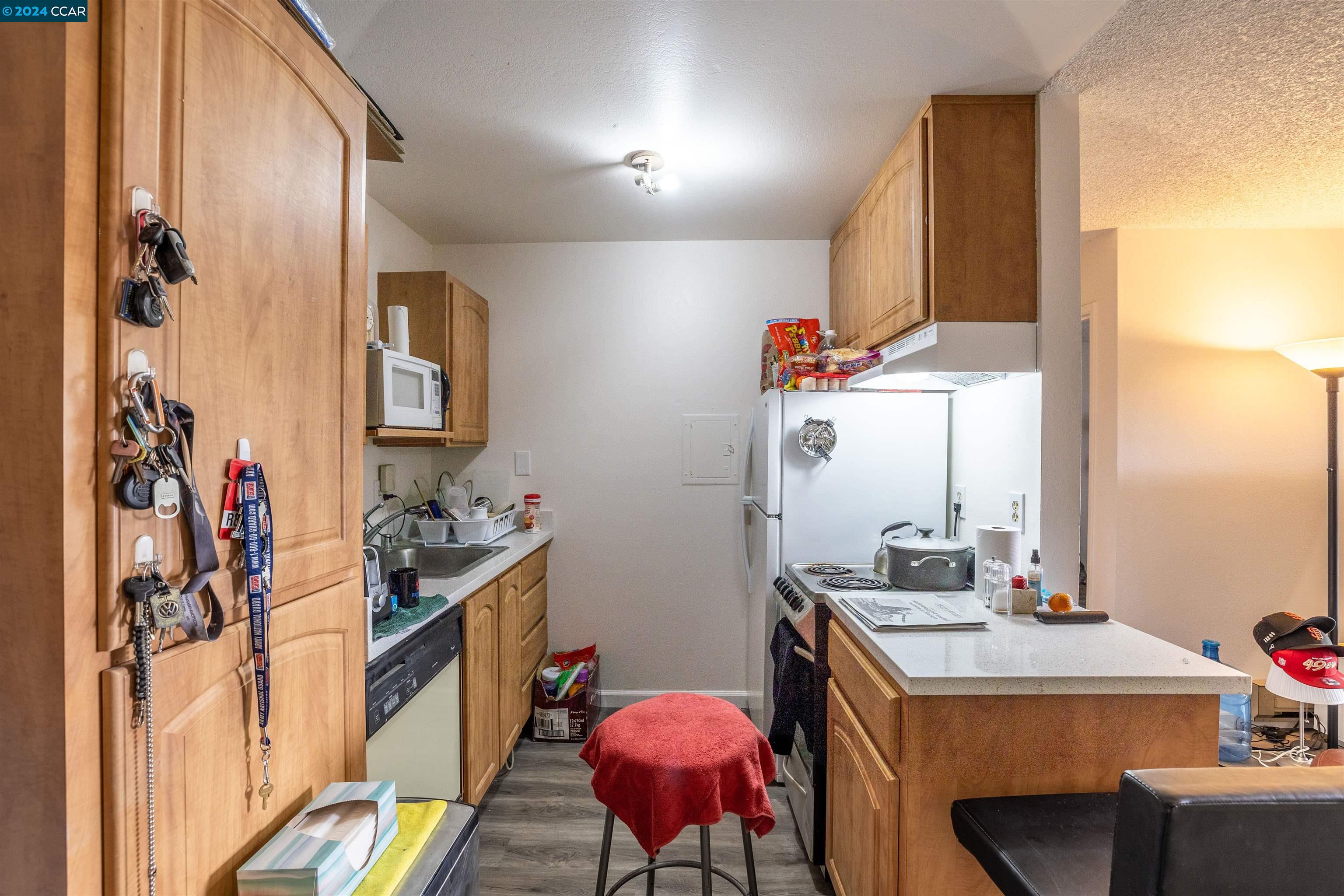 Detail Gallery Image 9 of 52 For 1126 Cherry Avenue #105,  San Bruno,  CA 94066 - 1 Beds | 1 Baths