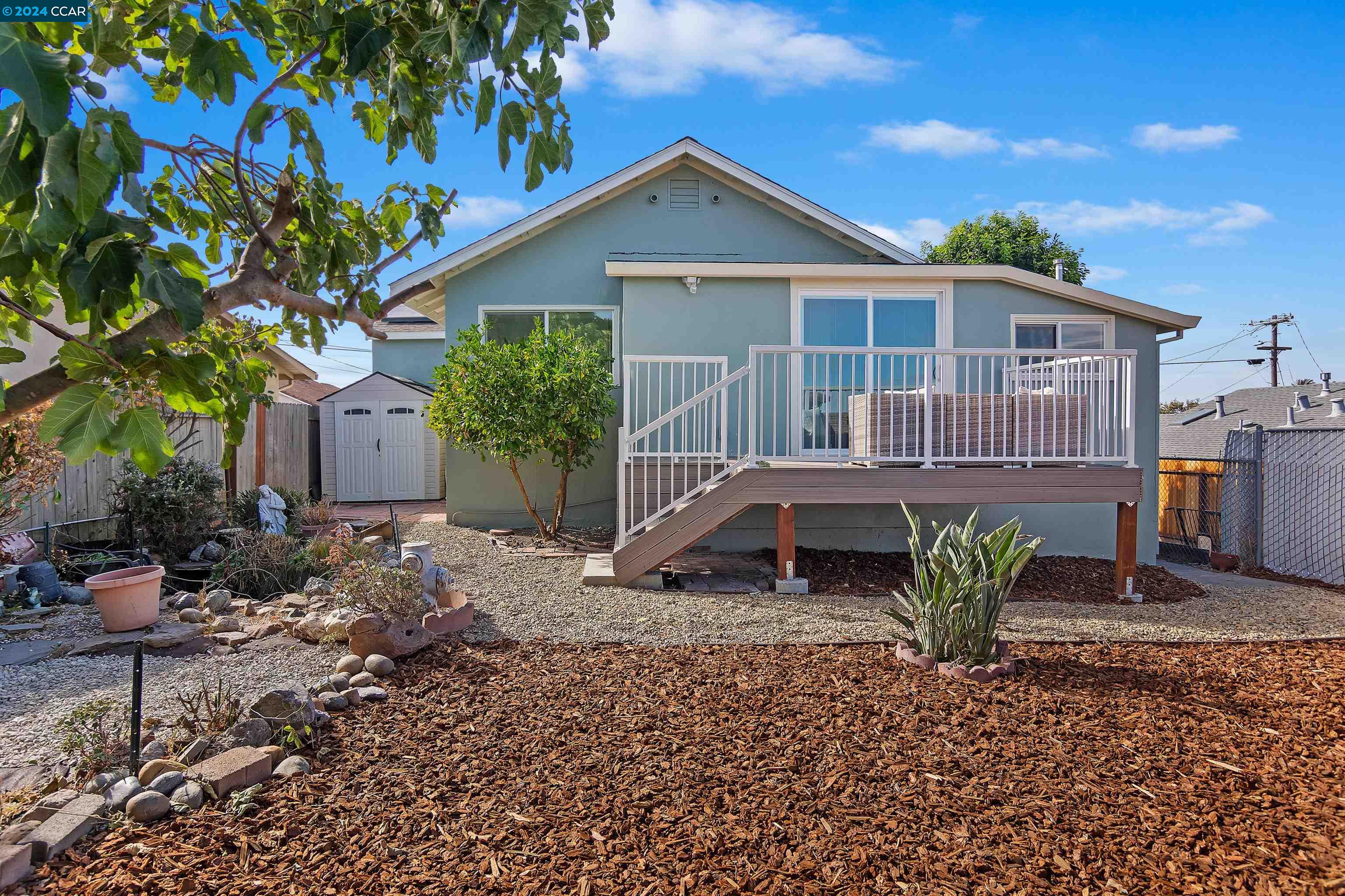 Detail Gallery Image 23 of 26 For 219 Suisun Ave, Rodeo,  CA 94572 - 3 Beds | 2 Baths