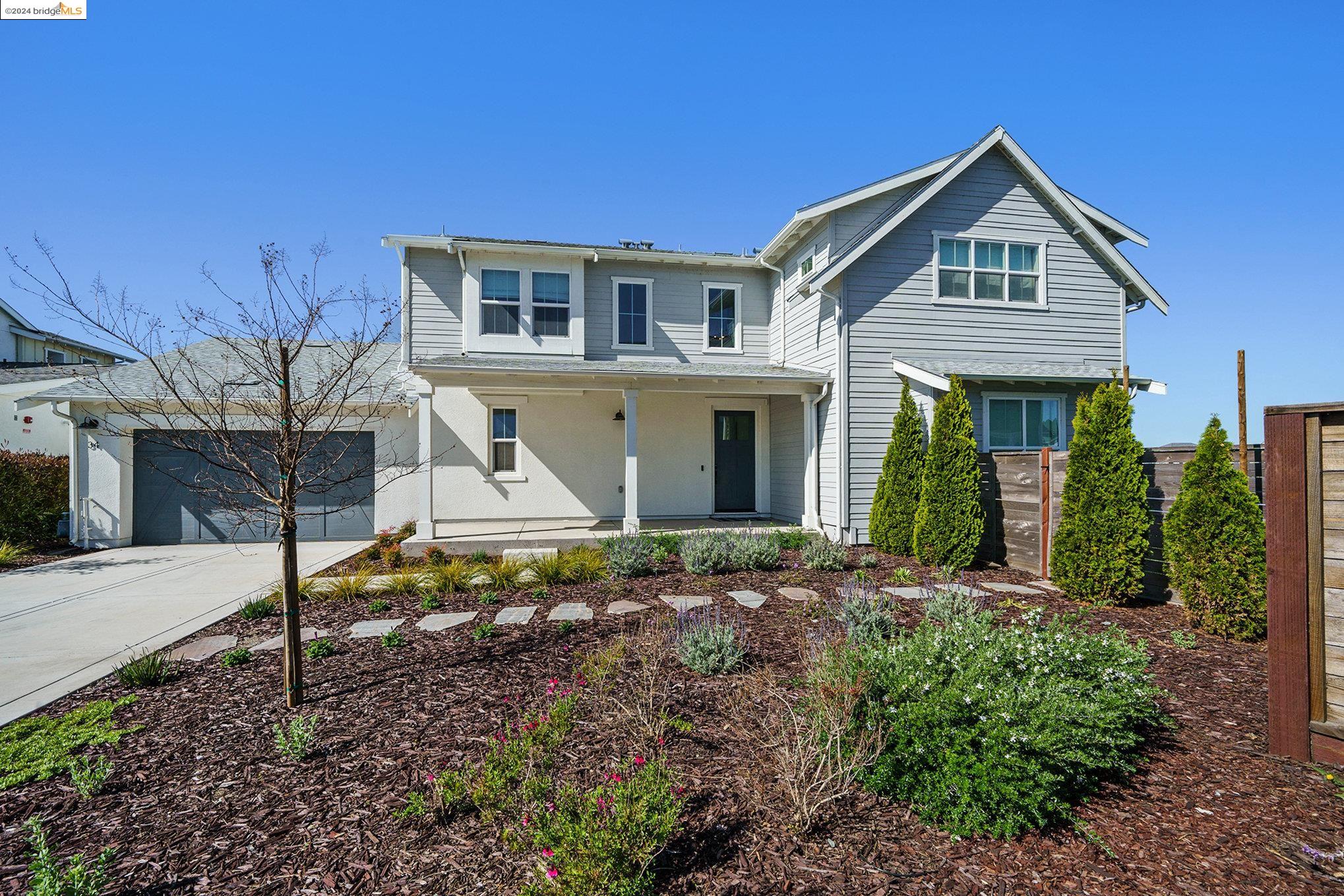 Detail Gallery Image 2 of 60 For 34 Grey Whale Pl, Bethel Island,  CA 94511 - 4 Beds | 4/2 Baths