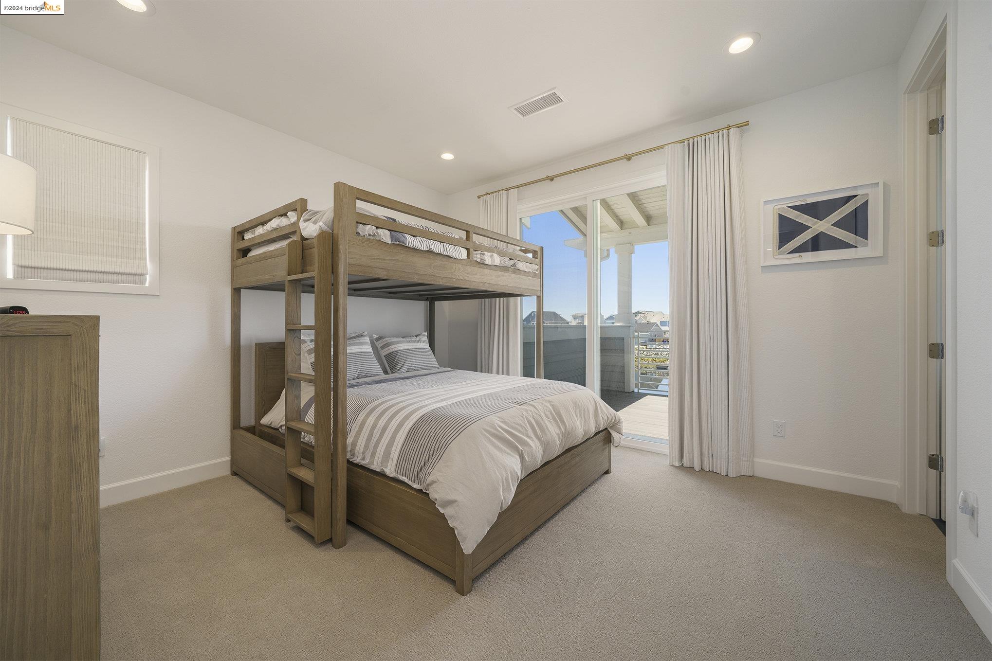 Detail Gallery Image 28 of 60 For 34 Grey Whale Pl, Bethel Island,  CA 94511 - 4 Beds | 4/2 Baths