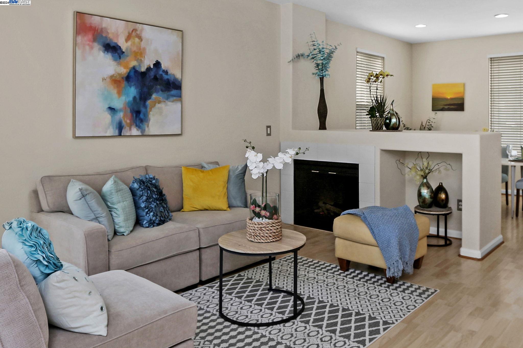 More Details about MLS # 41056088 : 4174 GLENWOOD TER # 1