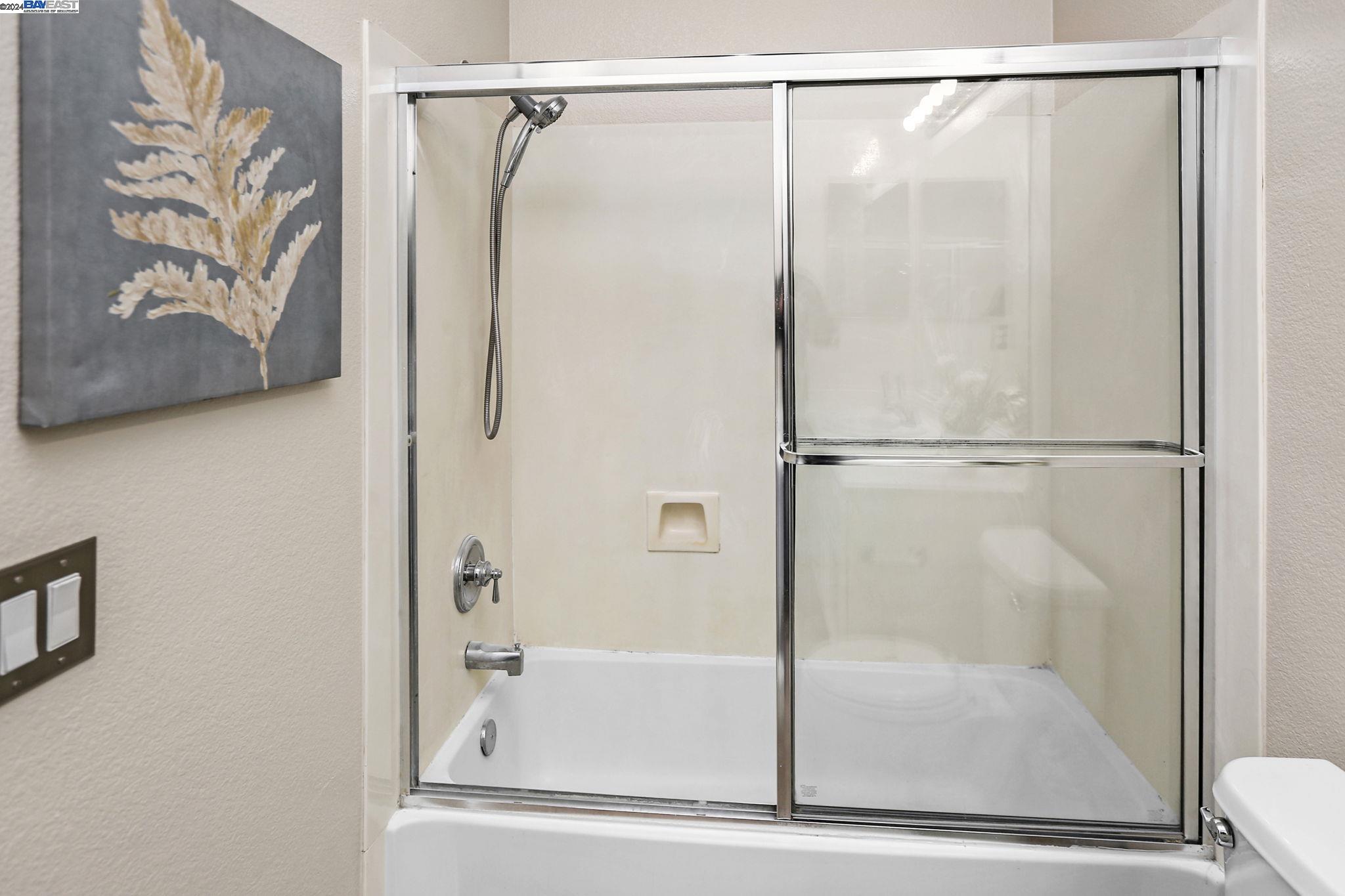 Detail Gallery Image 22 of 32 For 4174 Glenwood Ter #1,  Union City,  CA 94587 - 2 Beds | 2/1 Baths