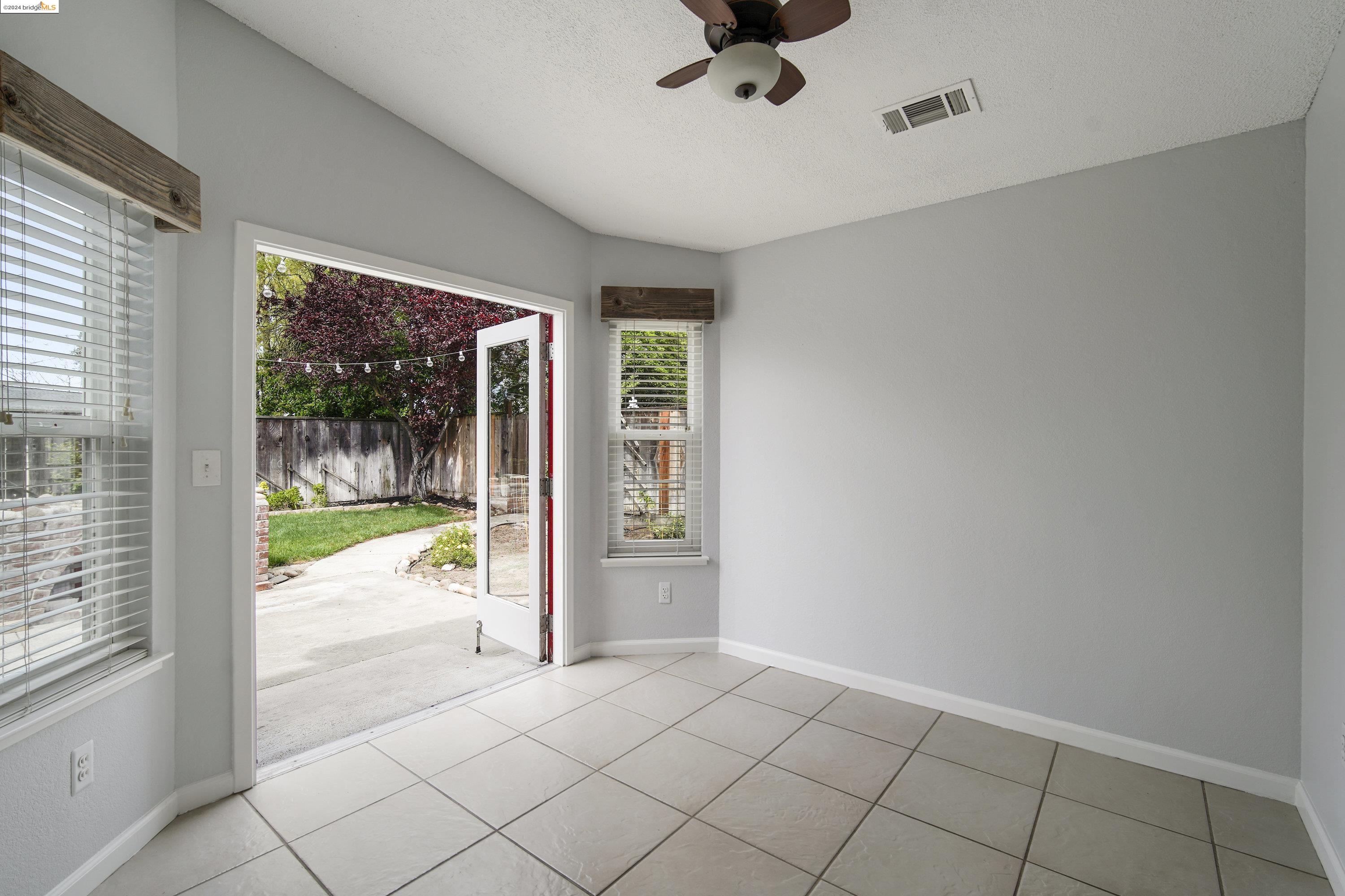 Detail Gallery Image 14 of 42 For 4317 Sequoia Dr, Oakley,  CA 94561 - 3 Beds | 2 Baths