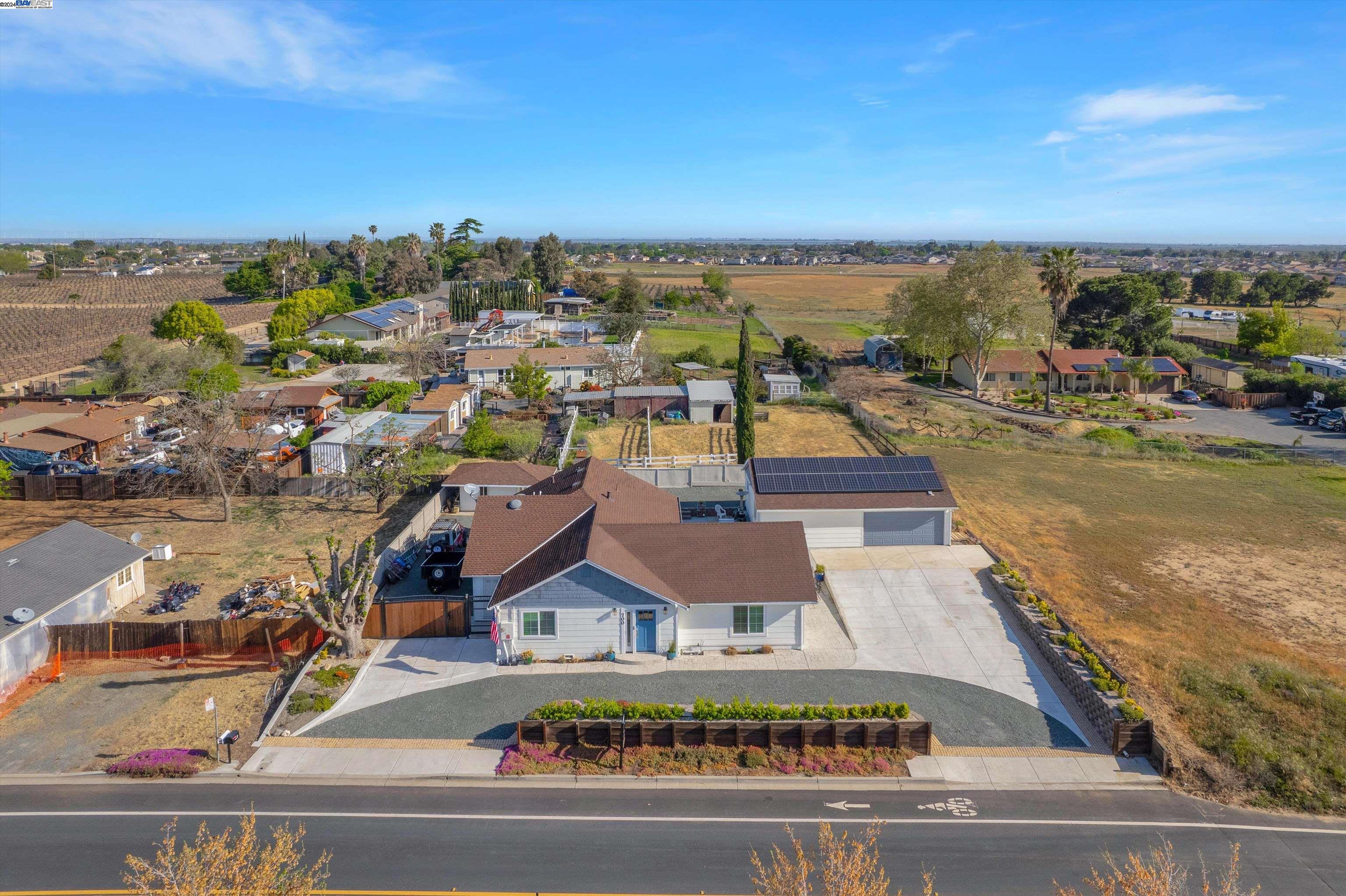 Detail Gallery Image 44 of 49 For 700 Brownstone Rd, Oakley,  CA 94561 - 3 Beds | 2 Baths