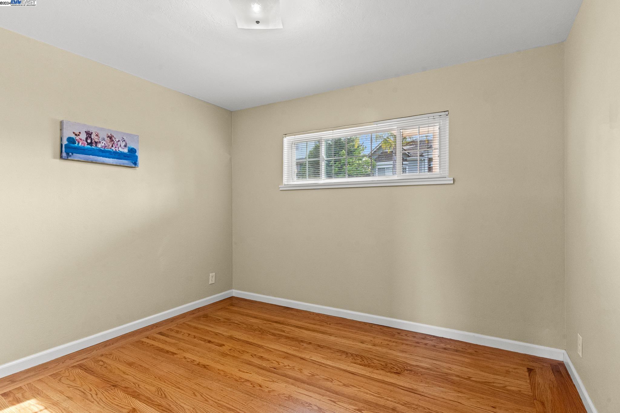 Detail Gallery Image 31 of 51 For 17933 Beardsley St, Castro Valley,  CA 94546 - 3 Beds | 1 Baths