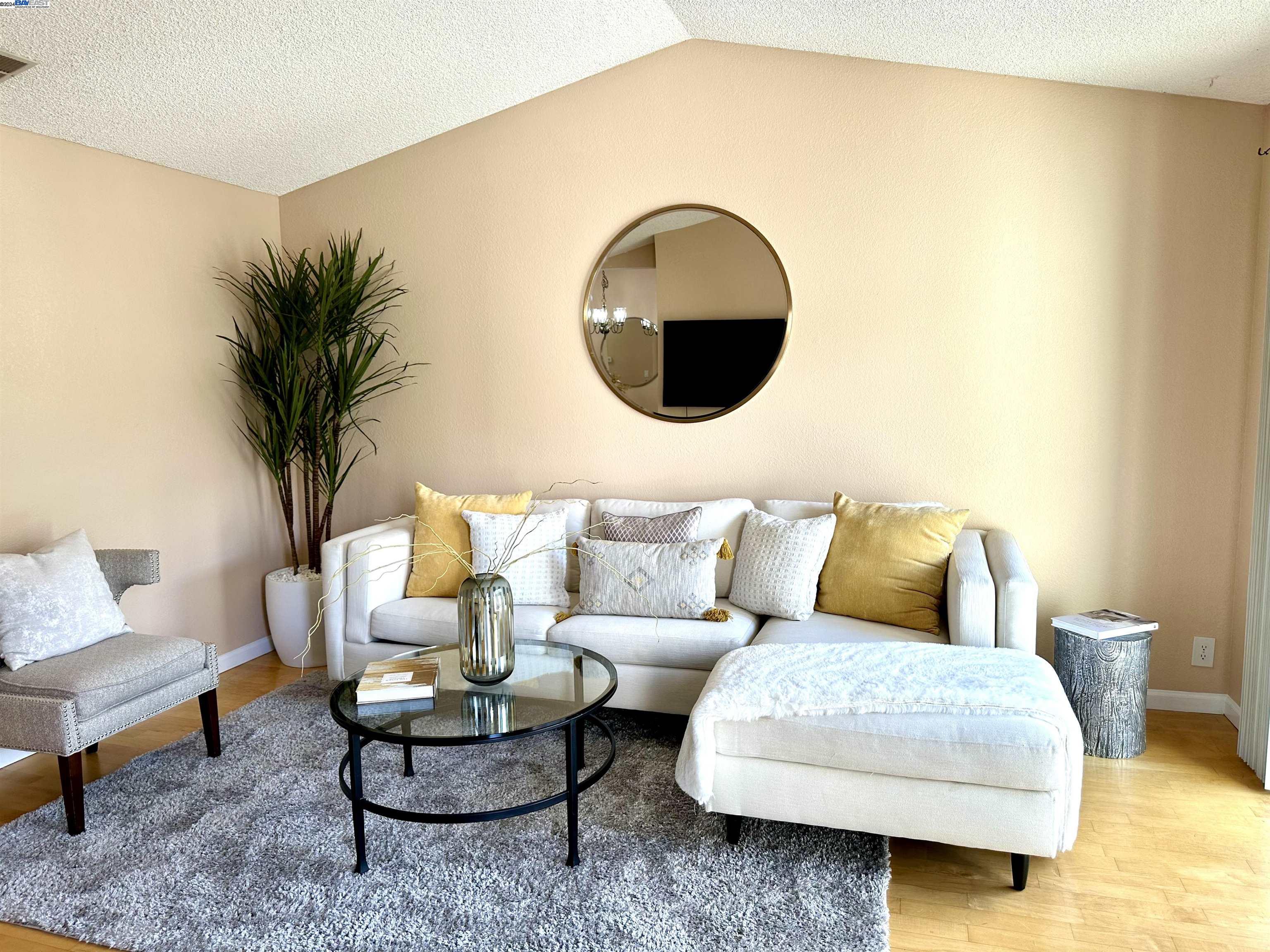 Detail Gallery Image 10 of 30 For 3015 Risdon Dr #6,  Union City,  CA 94587 - 2 Beds | 2 Baths