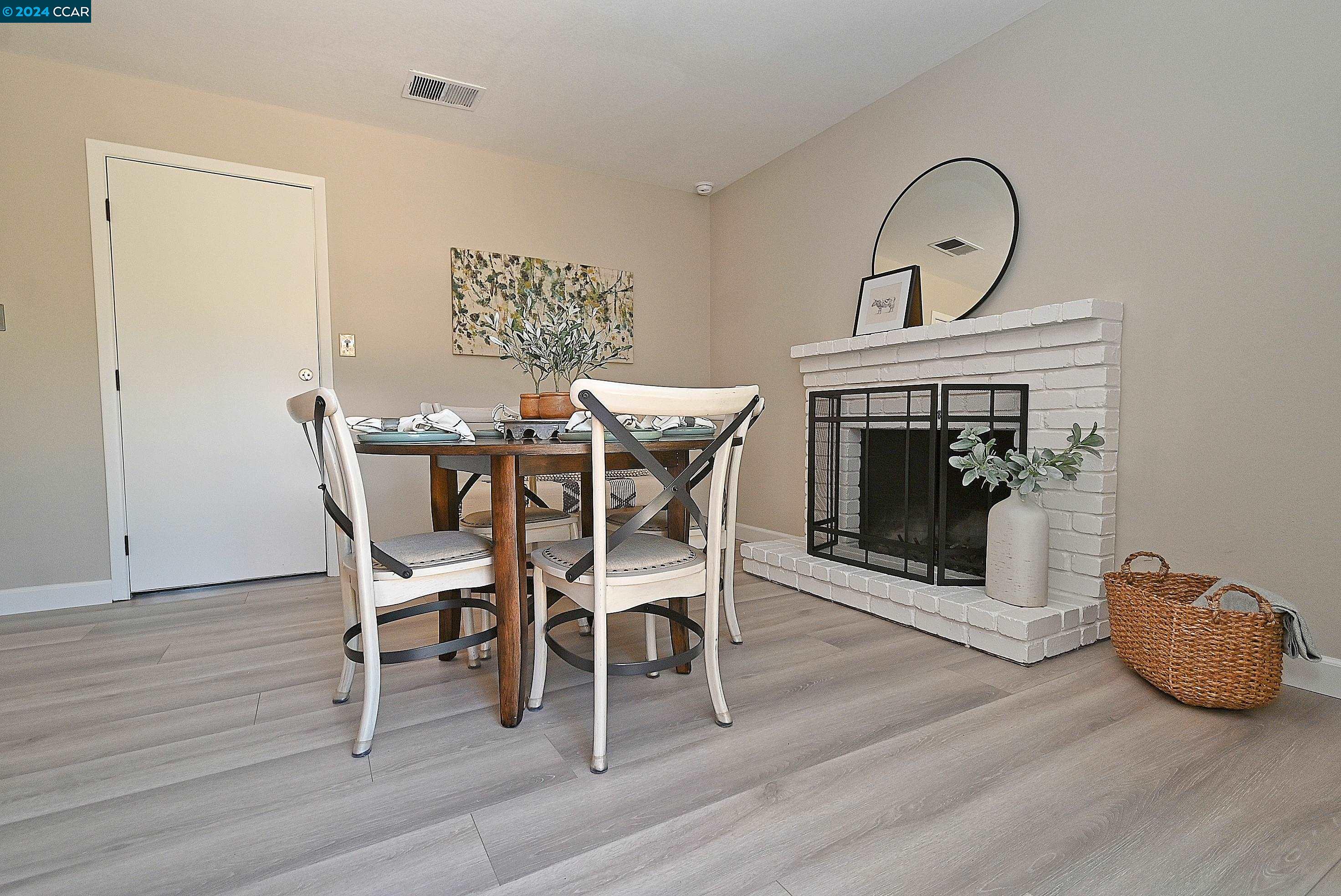 Detail Gallery Image 9 of 38 For 1166 Polson Cir, Martinez,  CA 94553 - 3 Beds | 2 Baths