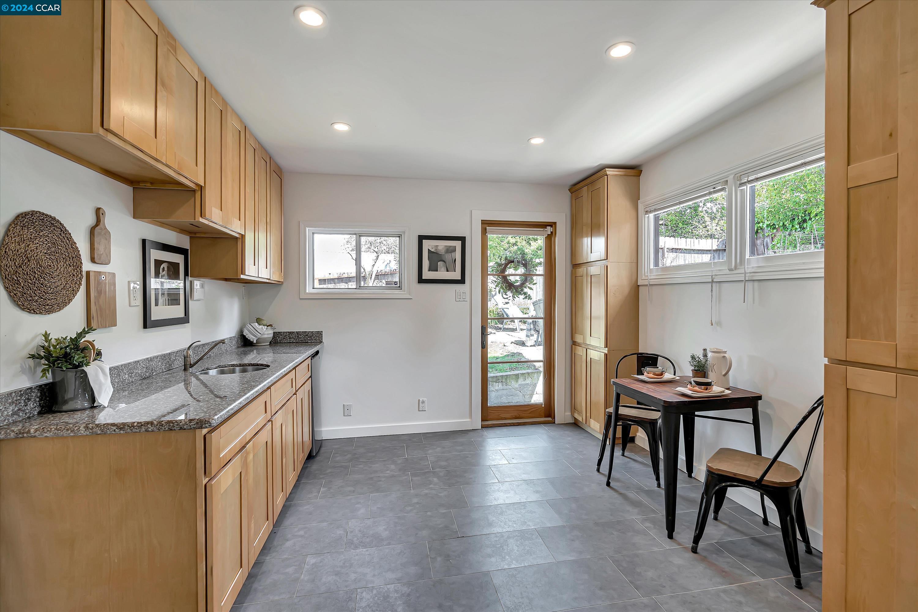 Detail Gallery Image 26 of 47 For 1871 Tulare Ave, Richmond,  CA 94805 - 3 Beds | 2 Baths