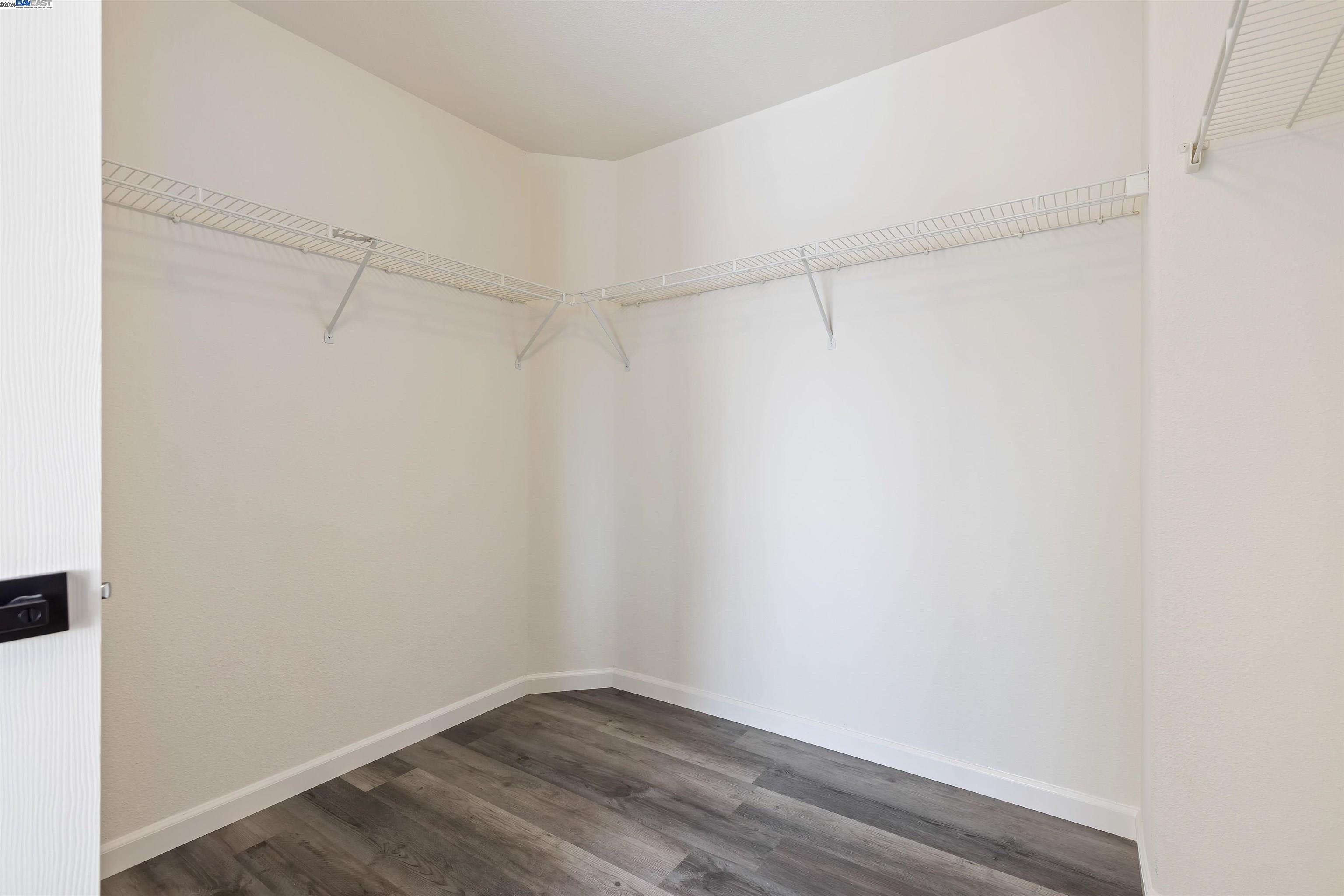 Detail Gallery Image 25 of 38 For 150 Sierrawood Ave, Hayward,  CA 94544 - 4 Beds | 2/1 Baths