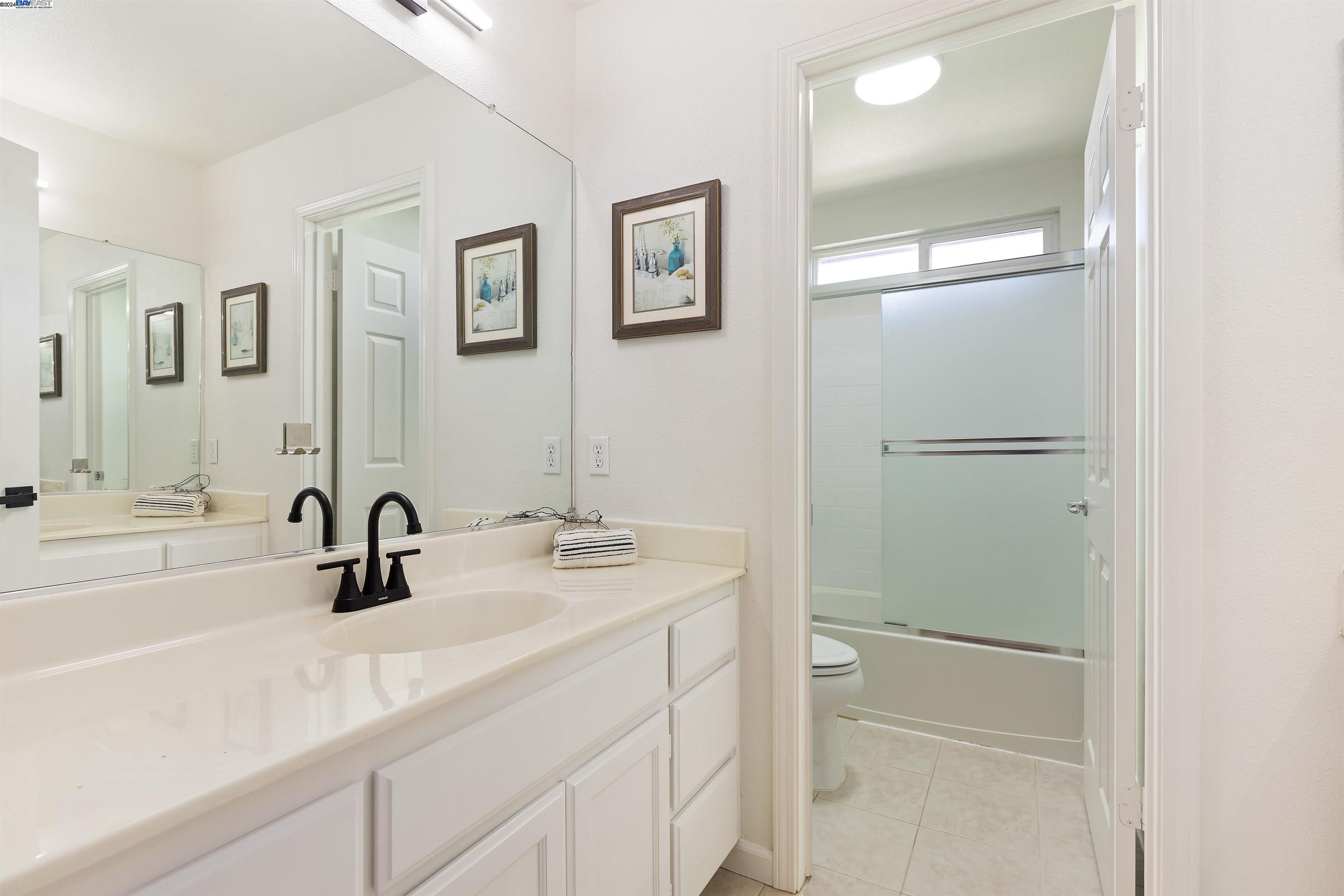 Detail Gallery Image 29 of 38 For 150 Sierrawood Ave, Hayward,  CA 94544 - 4 Beds | 2/1 Baths