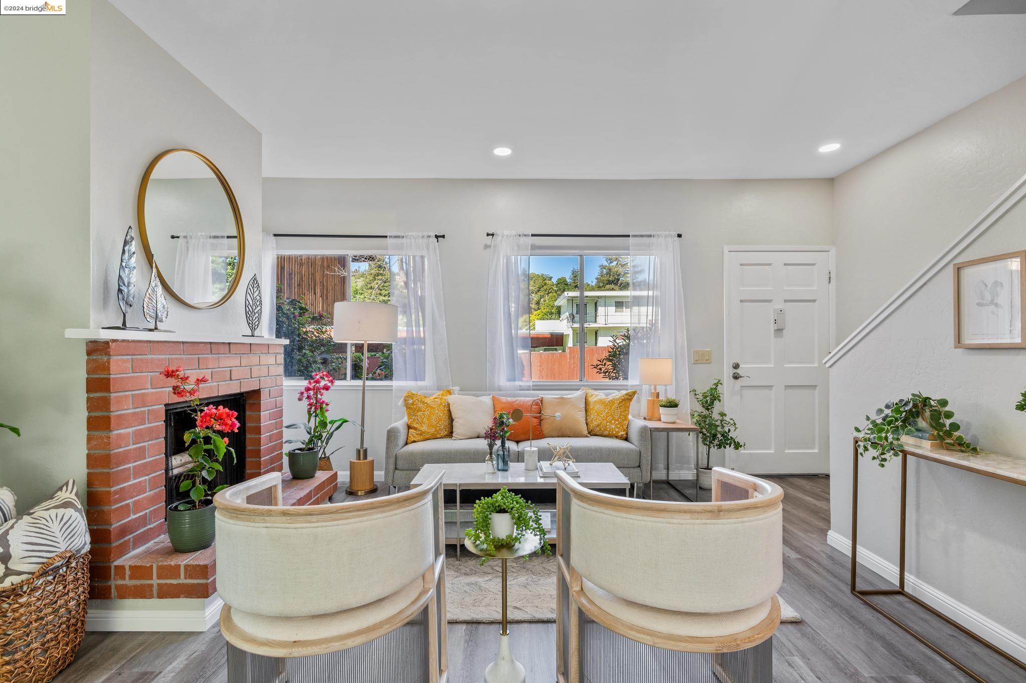 Photo #5: 41056184 Listing 