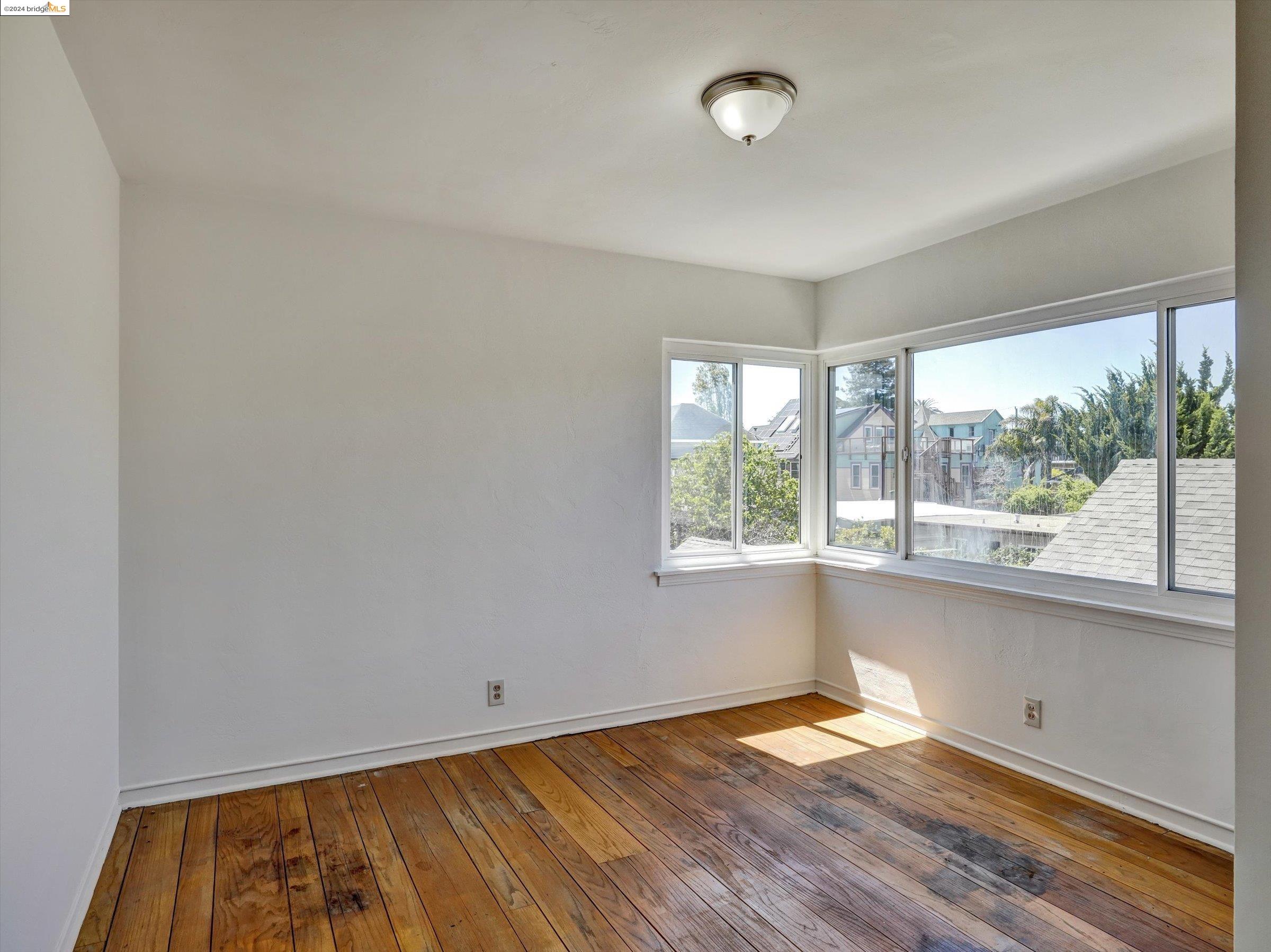 Detail Gallery Image 51 of 55 For 1051 61st St, Oakland,  CA 94608 - – Beds | – Baths