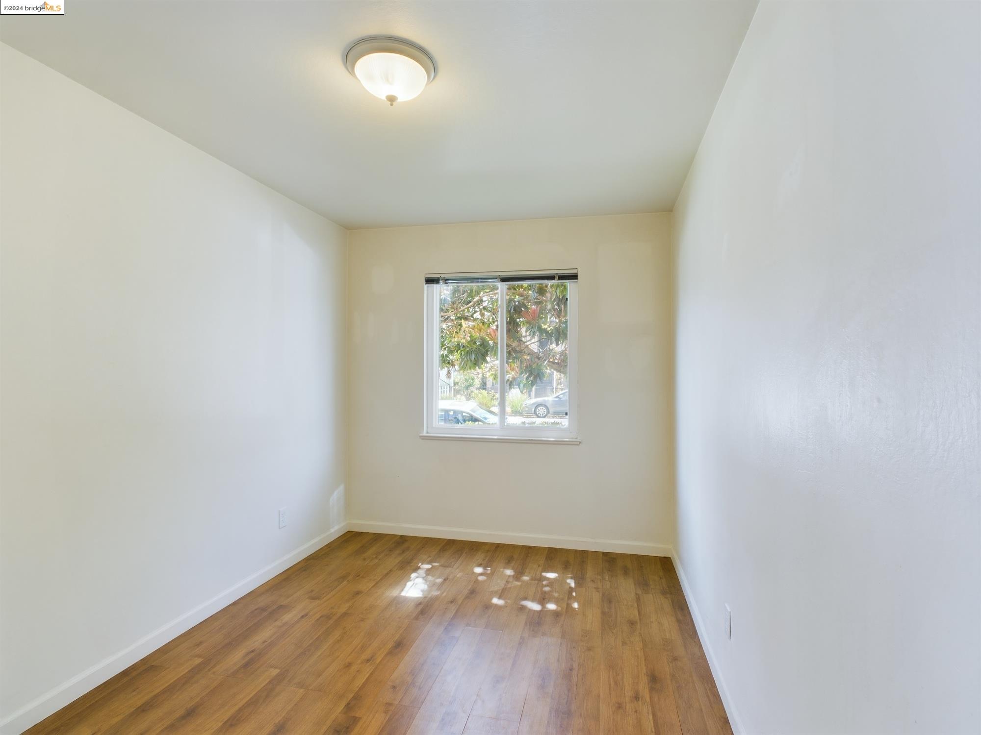 Detail Gallery Image 9 of 16 For 3801 Opal Street, Oakland,  CA 94609 - 1 Beds | 1 Baths