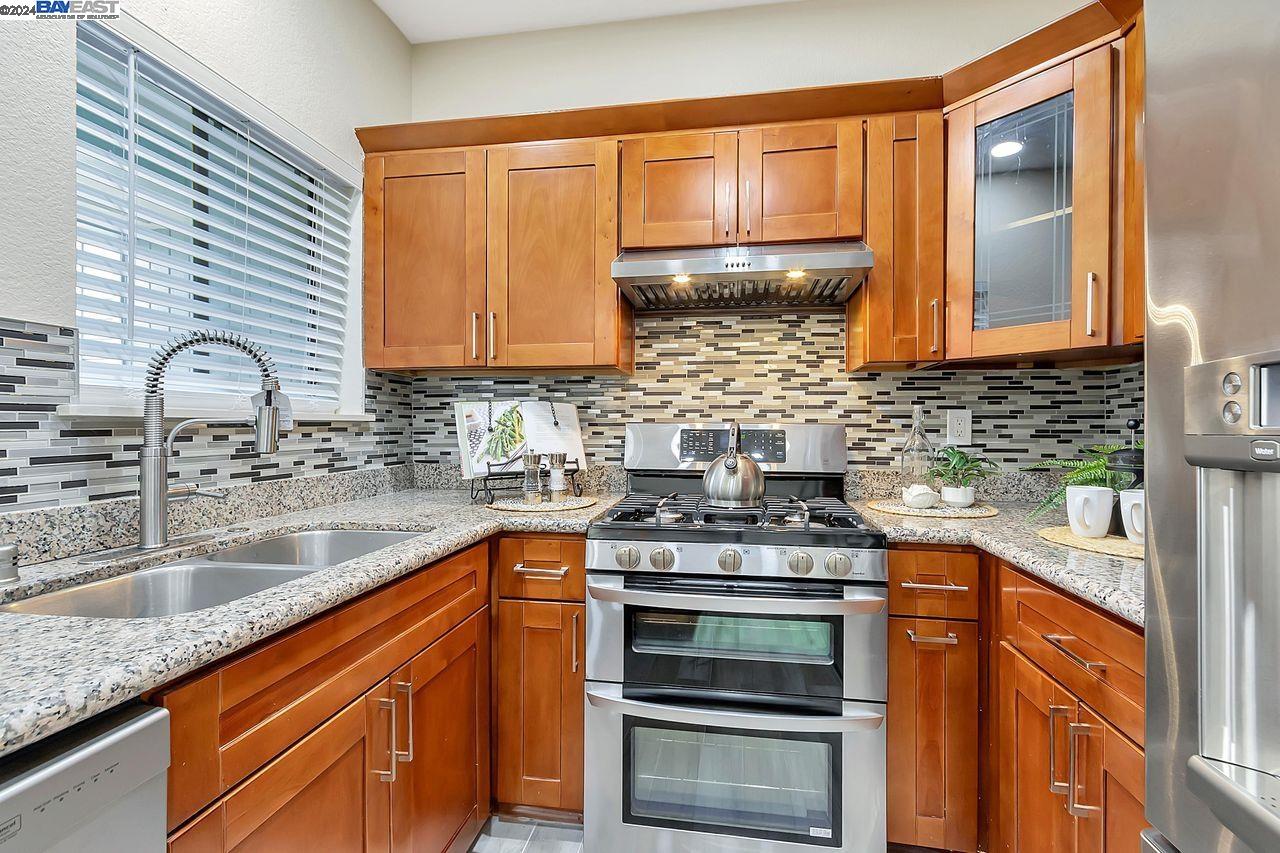 Detail Gallery Image 10 of 35 For 3454 Bridgewood Ter #213,  Fremont,  CA 94536 - 2 Beds | 2 Baths